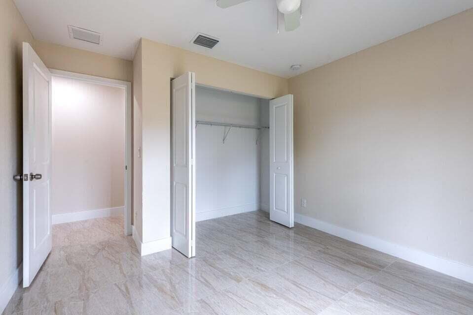 5171 Clouse Road, West Palm Beach, FL 33417 — photo 14 of 25