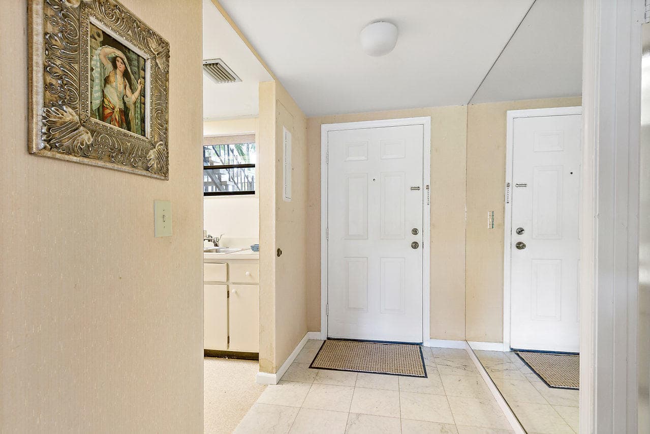 11863 Wimbledon Circle 426, Wellington, FL 33414 — photo 21 of 25