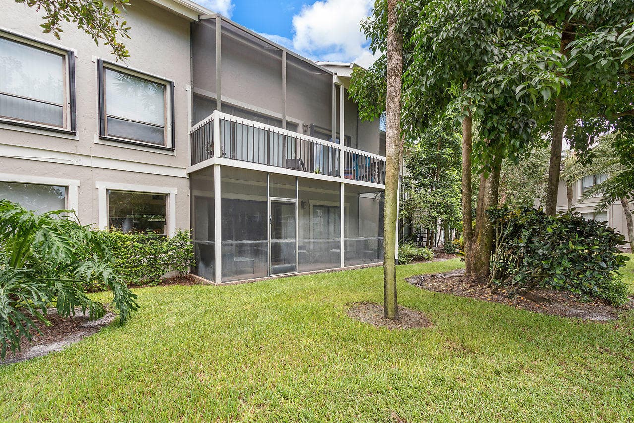 11863 Wimbledon Circle 426, Wellington, FL 33414 — photo 24 of 25