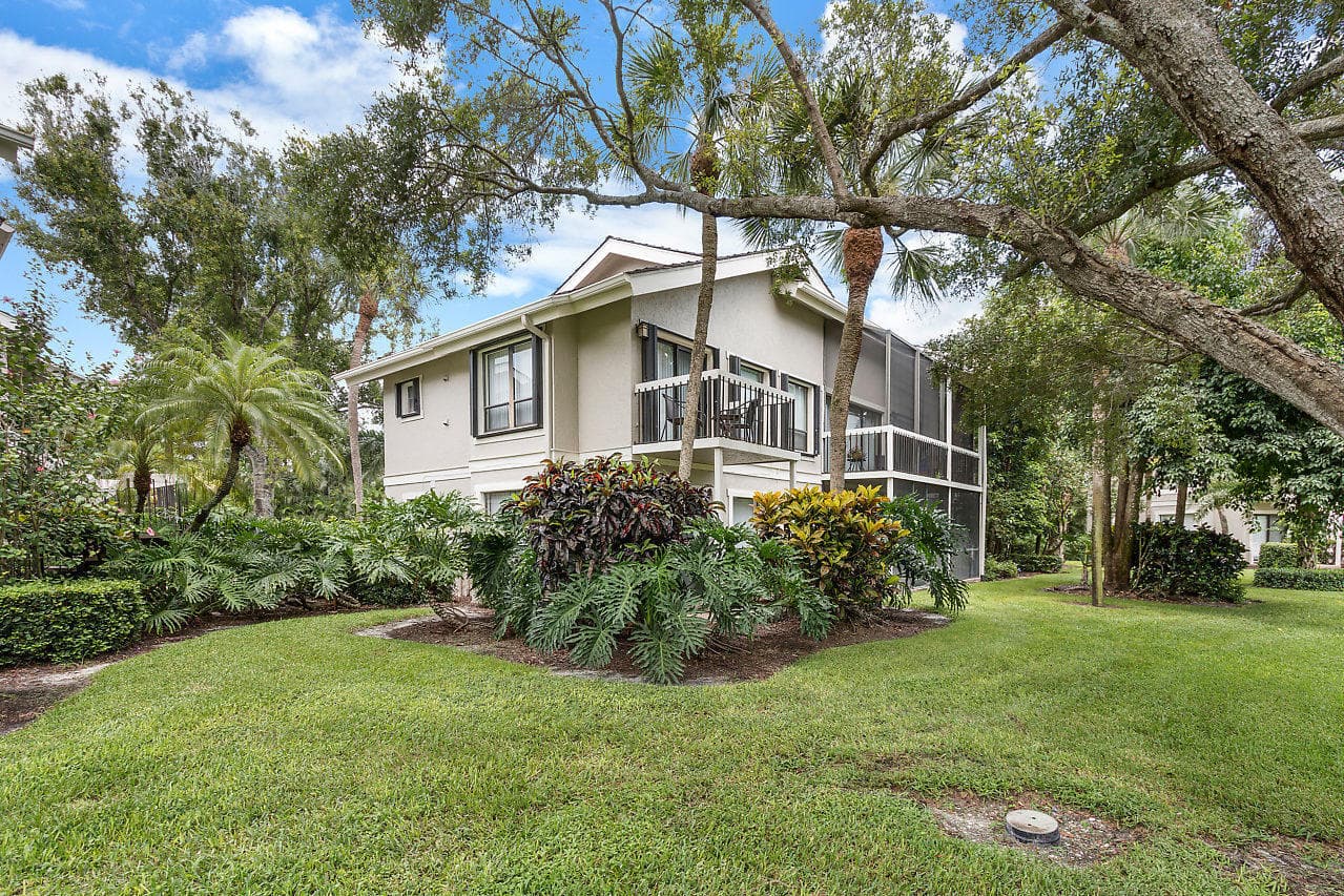 11863 Wimbledon Circle 426, Wellington, FL 33414 — photo 25 of 25