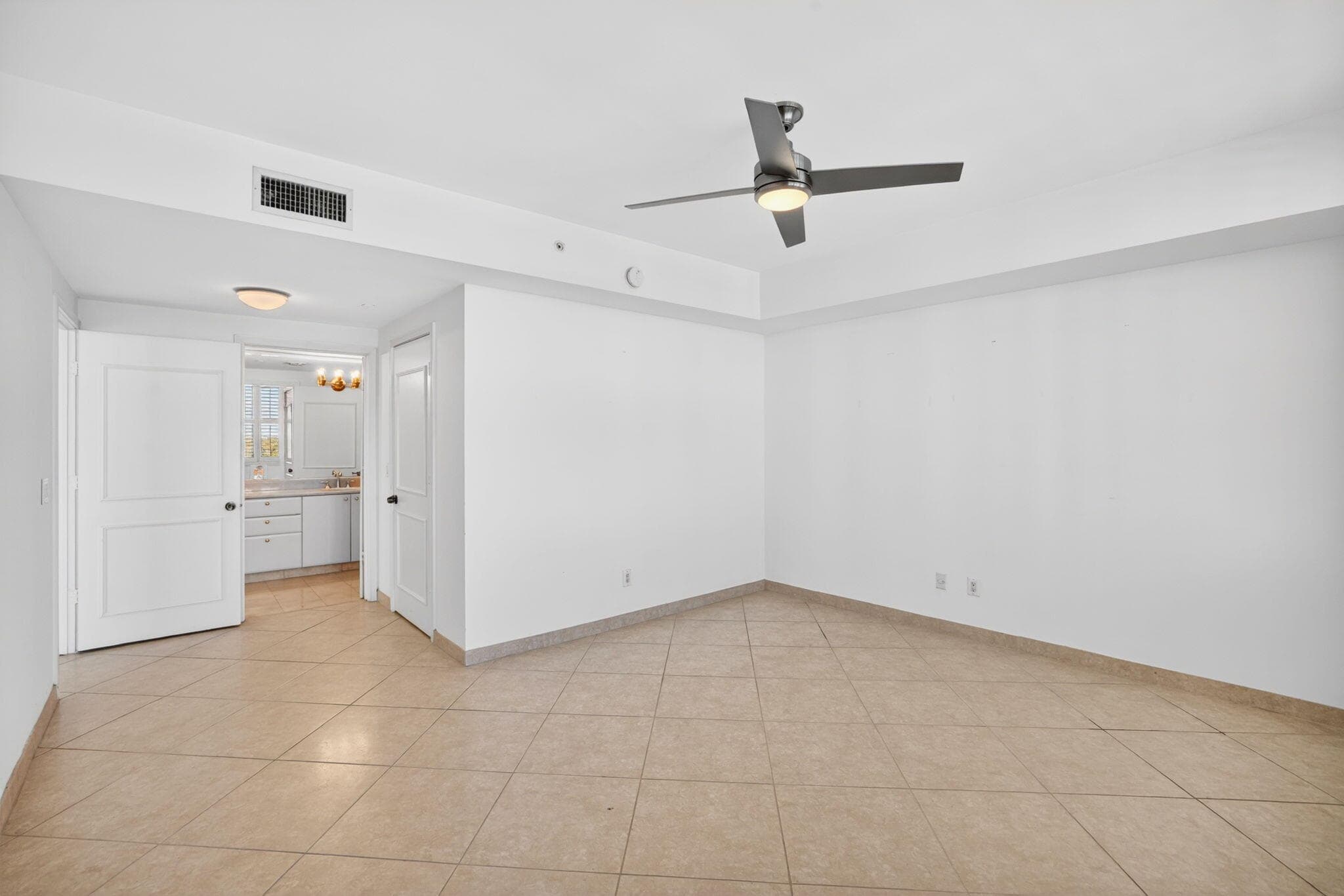2100 N Ocean Boulevard 8b, Fort Lauderdale, FL 33305 — photo 18 of 30