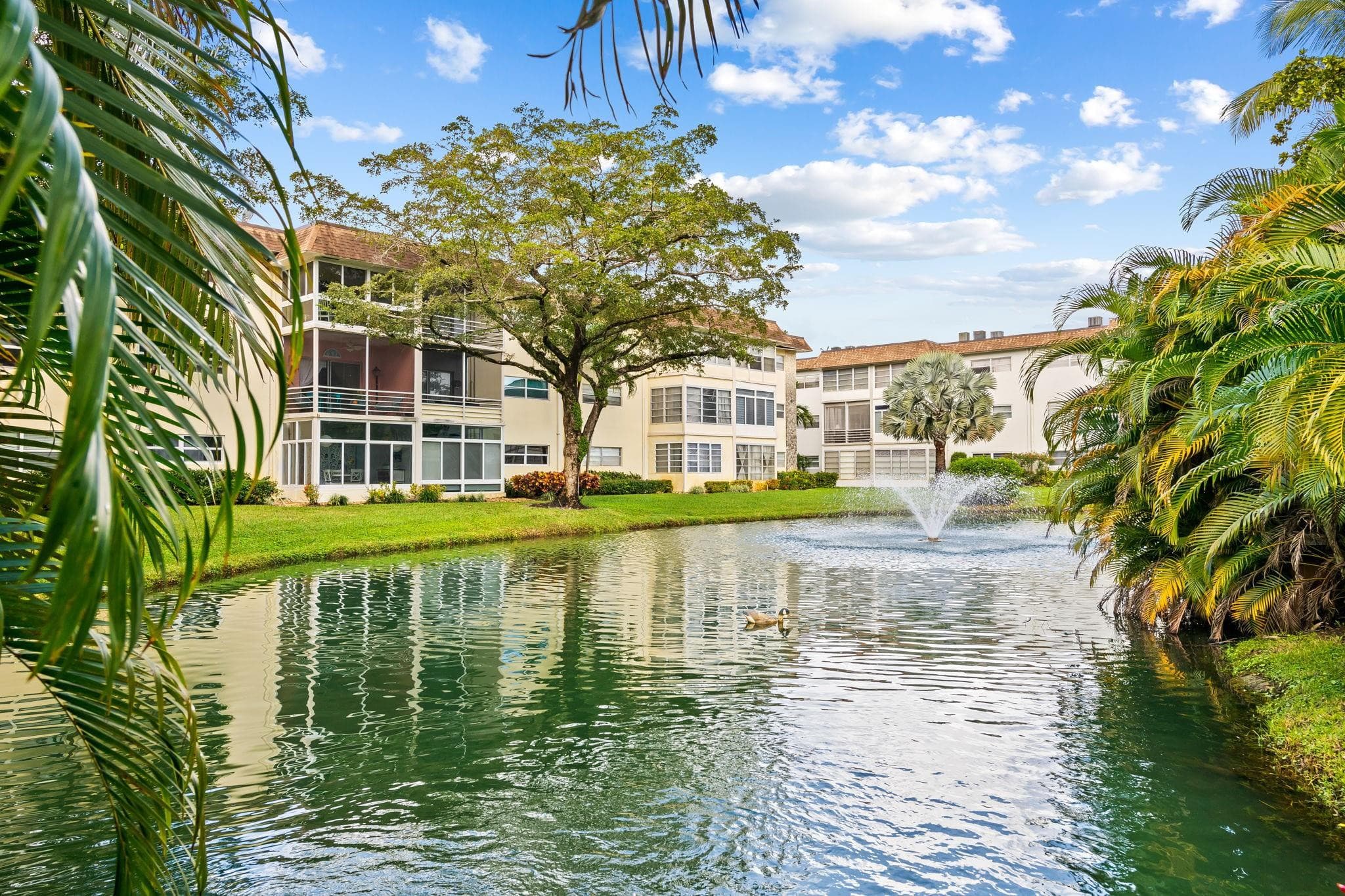 5151 W Oakland Park Boulevard 309, Lauderdale Lakes, FL 33313 — photo 1 of 26