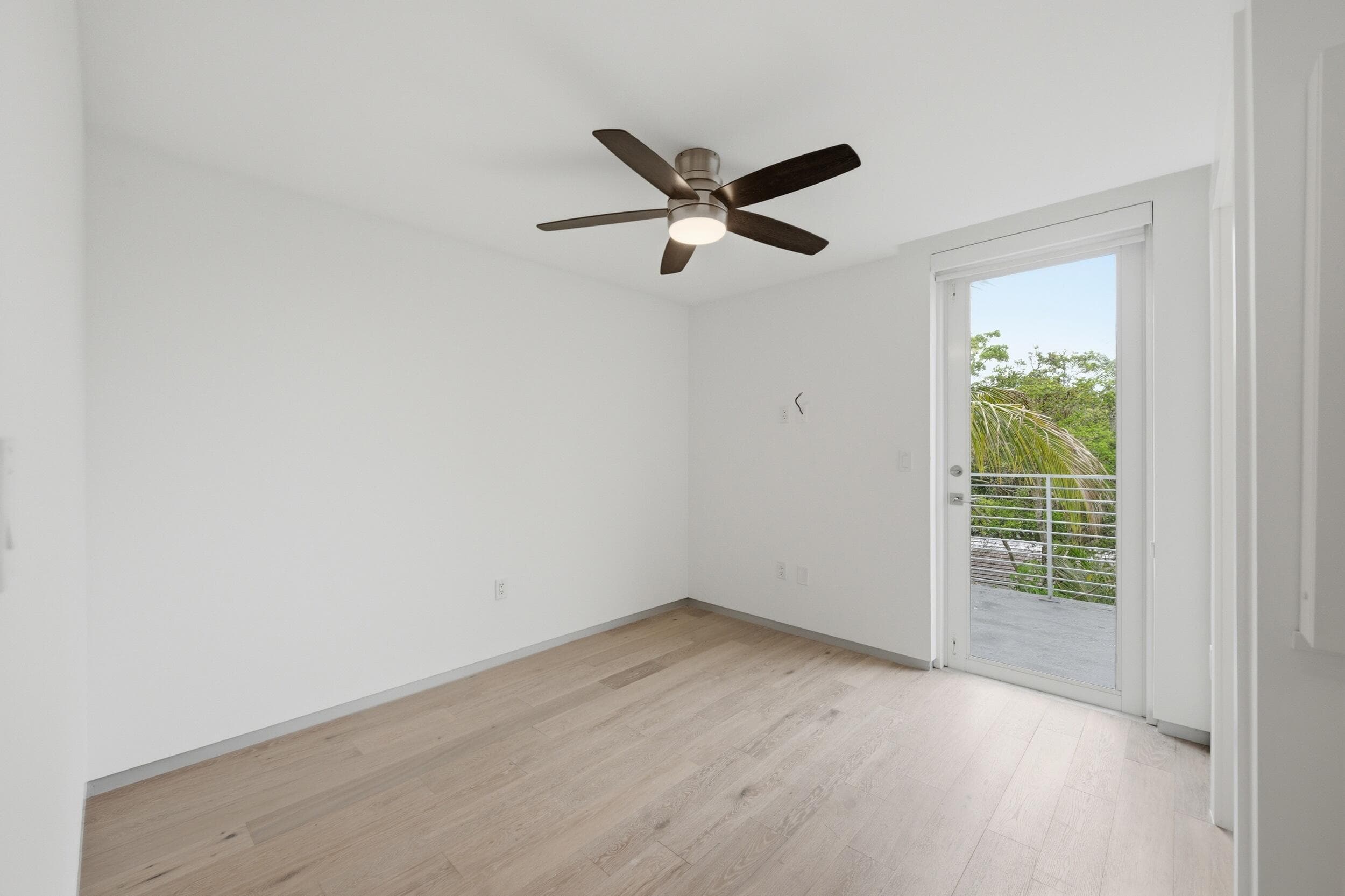 714 NE 14th Avenue 102, Fort Lauderdale, FL 33304 — photo 20 of 34