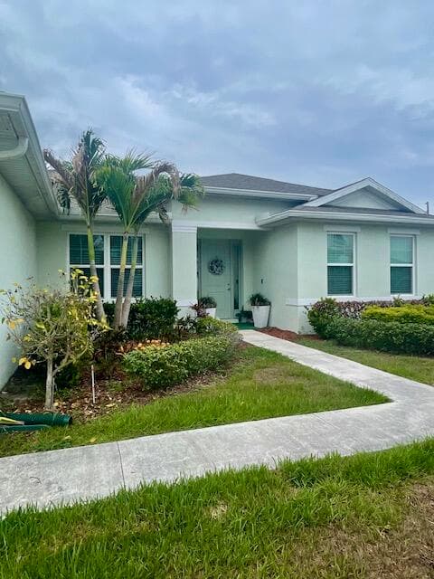 424 SW Ridgecrest Drive, Port St. Lucie, FL 34953 — photo 4 of 30