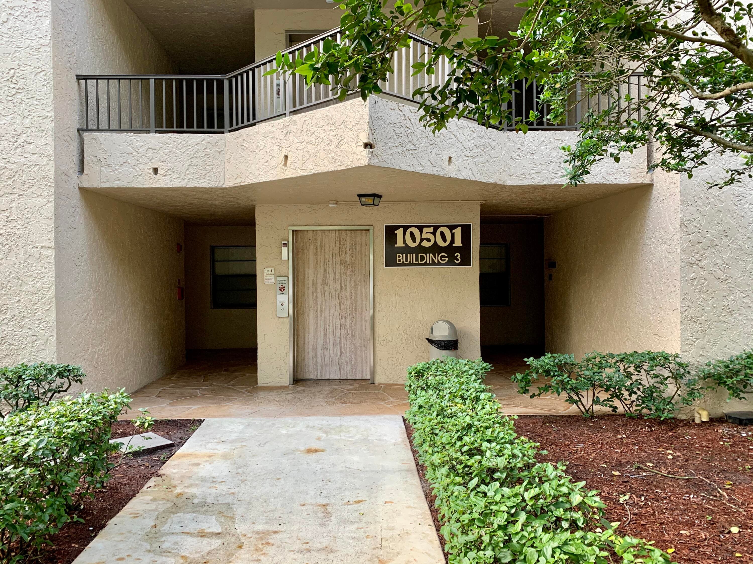 10501 W Broward Boulevard 405, Plantation, FL 33324 — photo 2 of 28