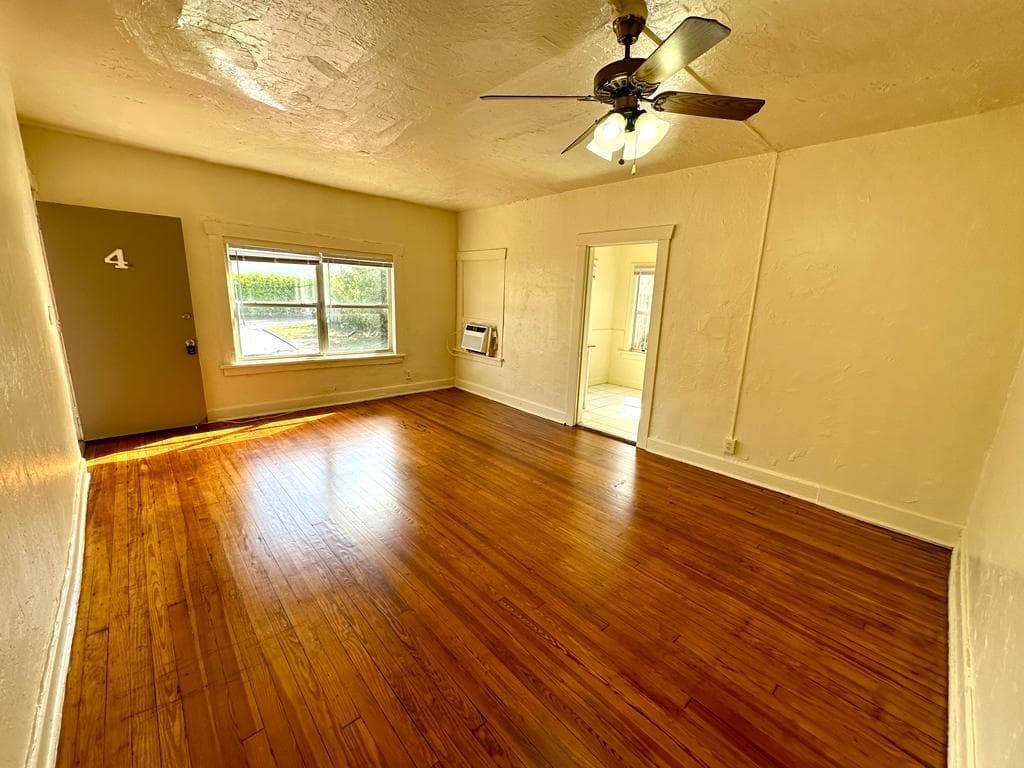 2010 Broward Avenue 4, West Palm Beach, FL 33407 — photo 5 of 6