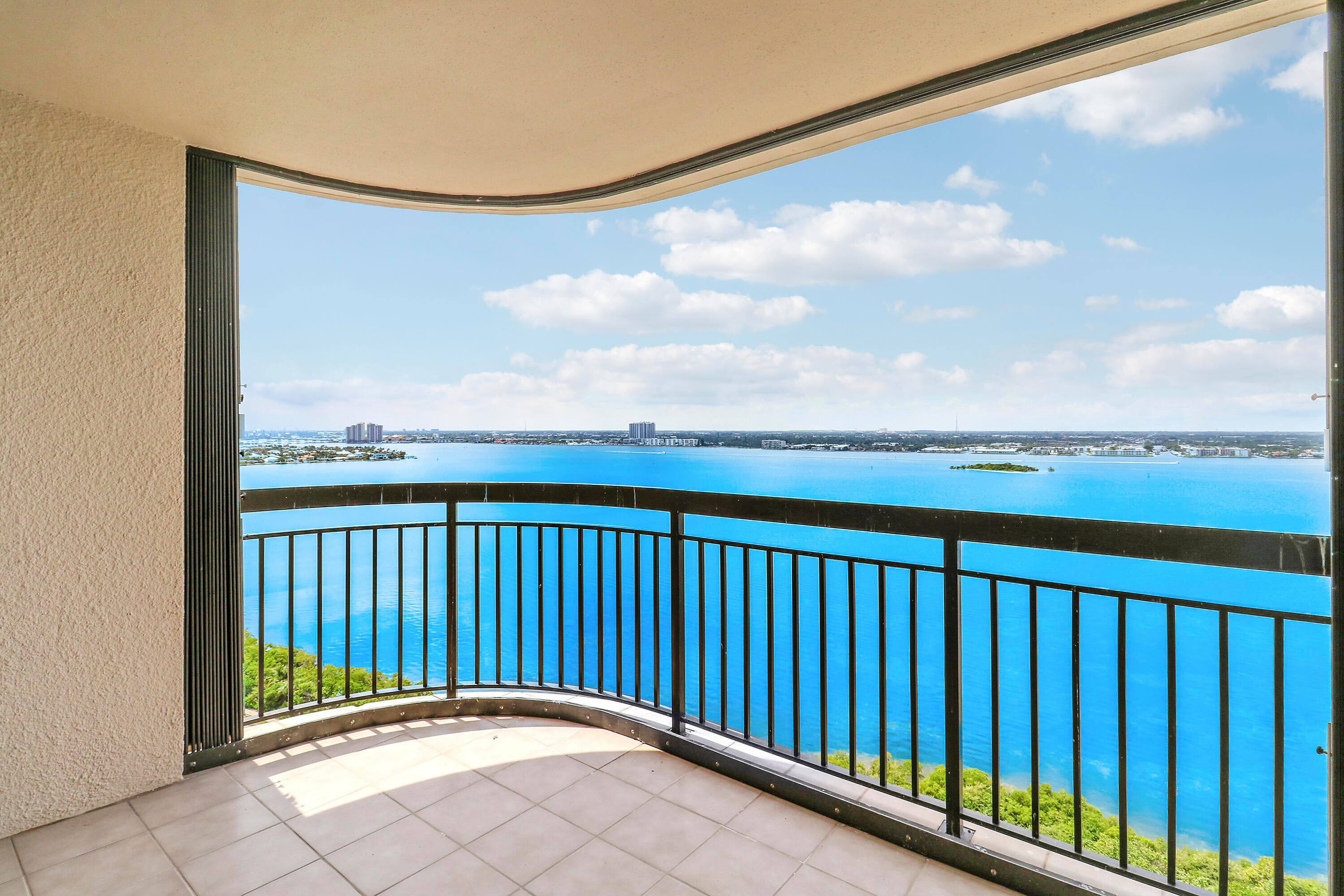 5380 N Ocean Drive 22j, Singer Island, FL 33404 — photo 14 of 49
