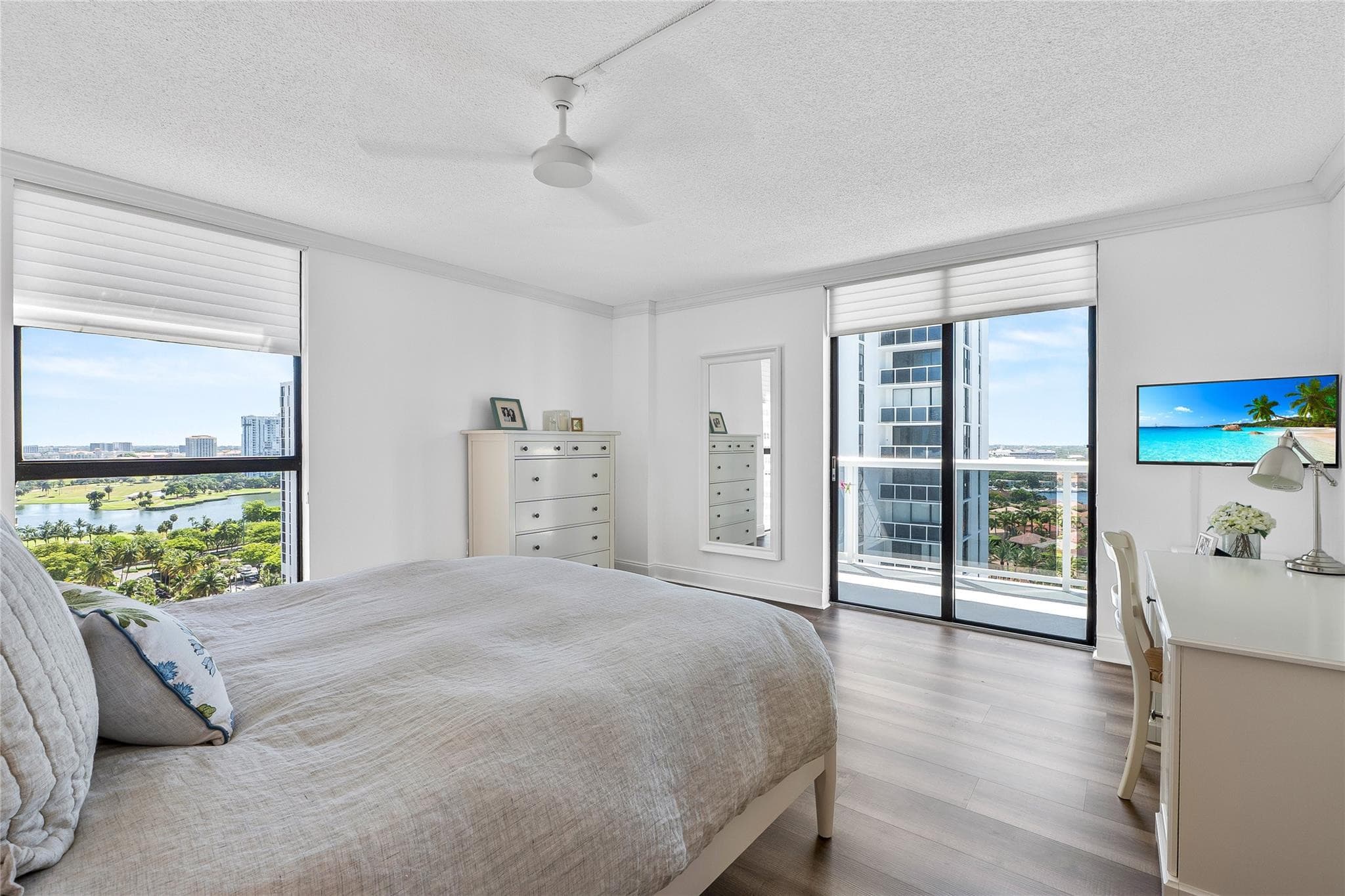 20515 E Country Club Drive 1848, Miami, FL 33180 — photo 16 of 28