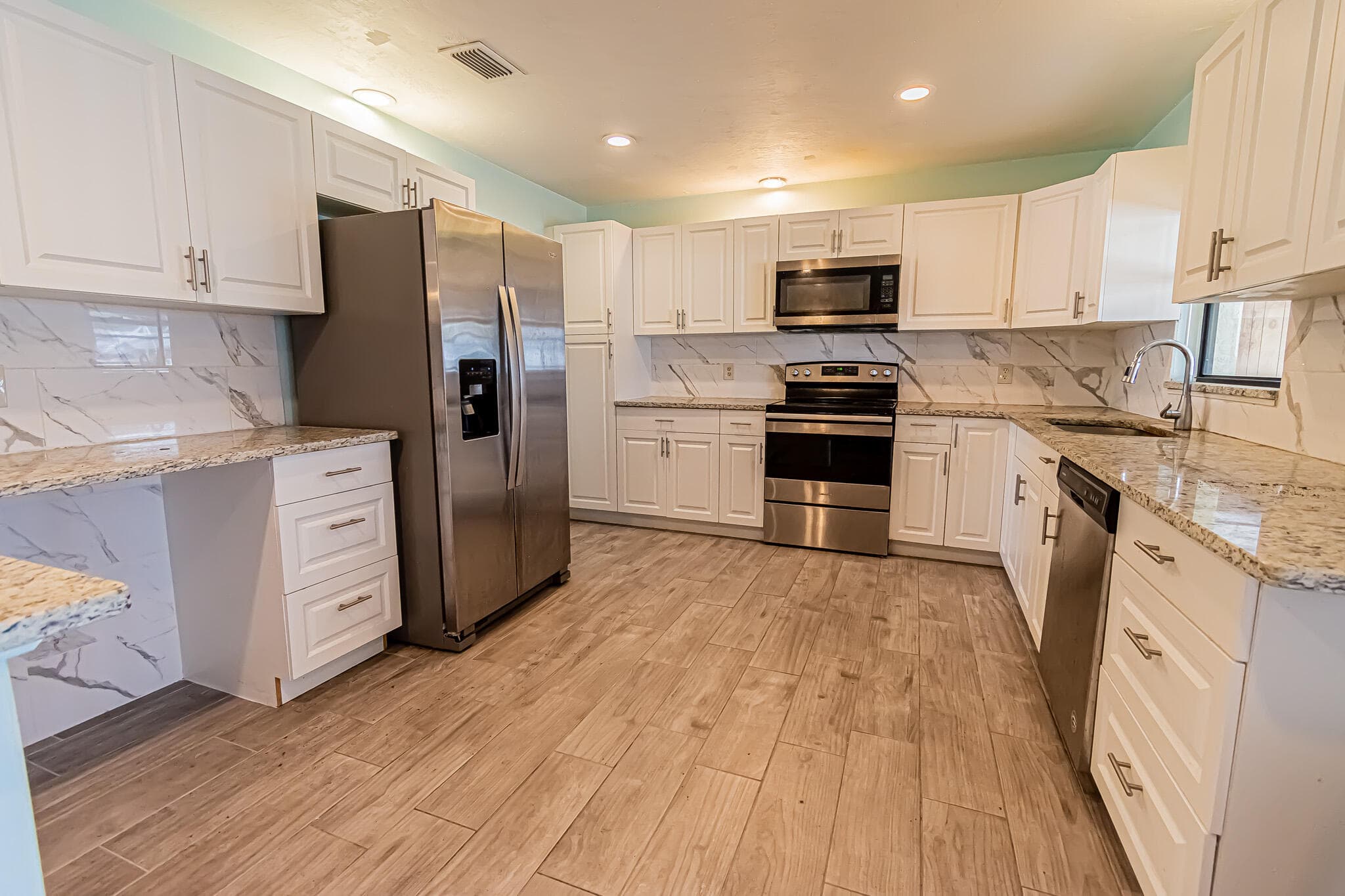 188 NW Broadview Street, Port St. Lucie, FL 34983 — photo 9 of 35