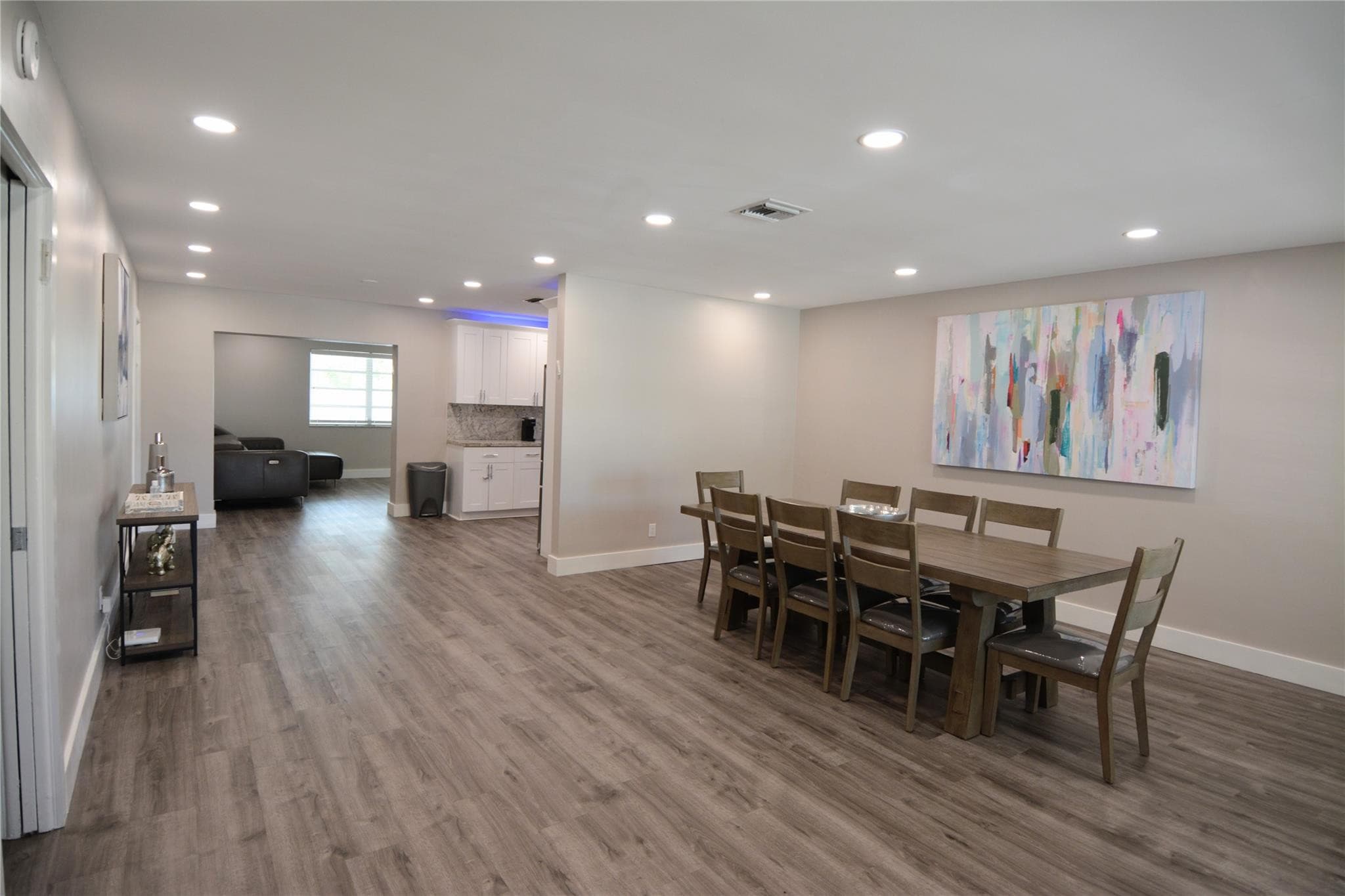 3840 N 42nd Terrace, Hollywood, FL 33021 — photo 2 of 23