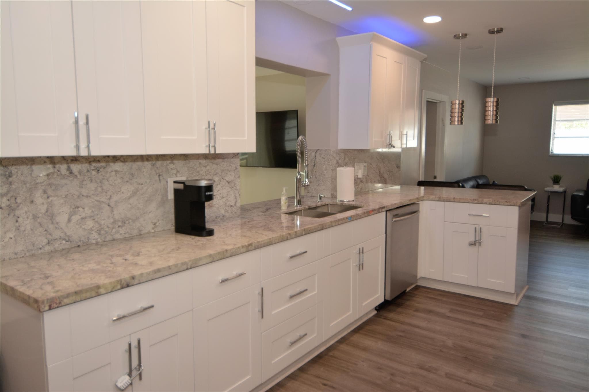 3840 N 42nd Terrace, Hollywood, FL 33021 — photo 4 of 23