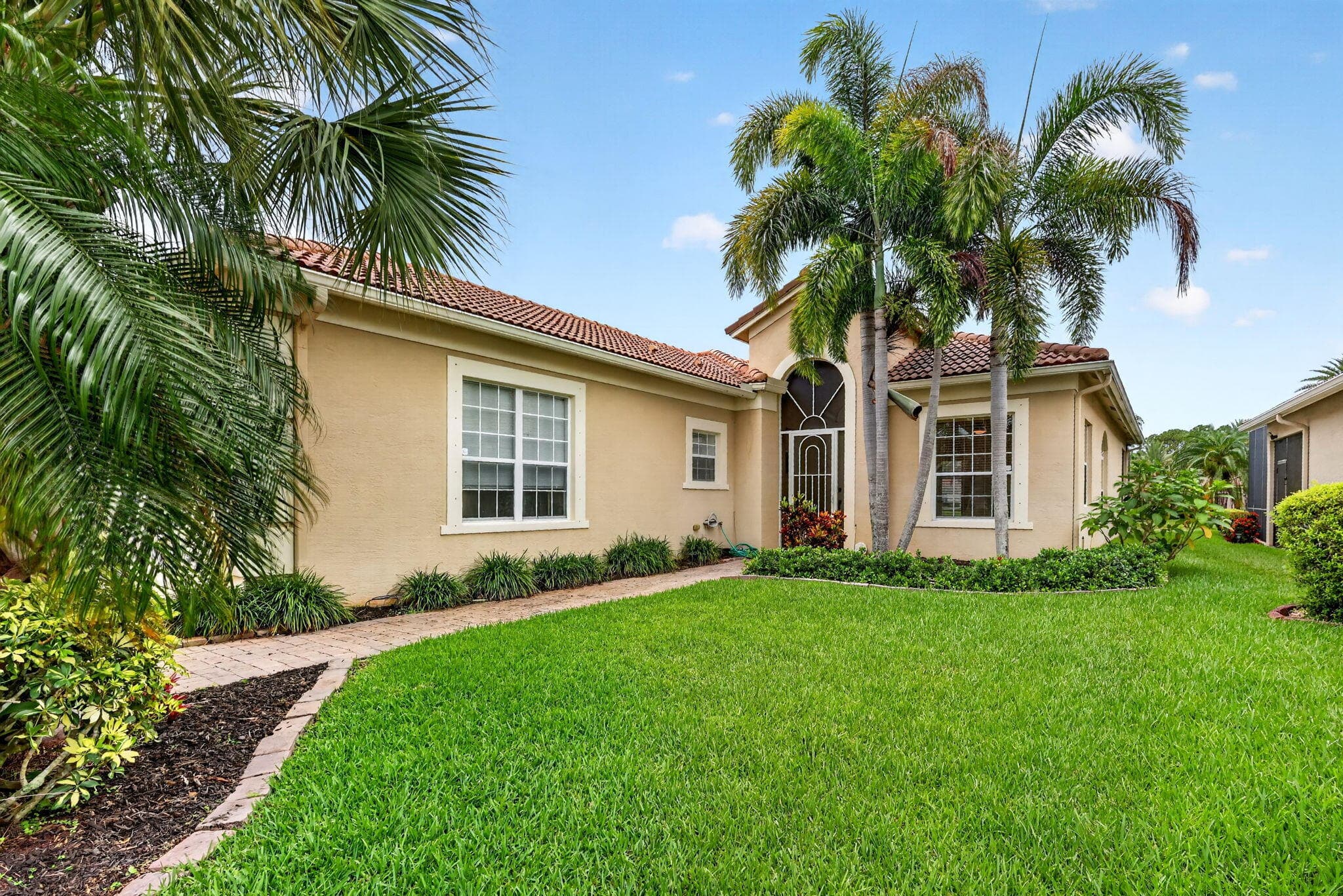 6532 SE Broadmoor Lane, Stuart, FL 34997 — photo 4 of 60