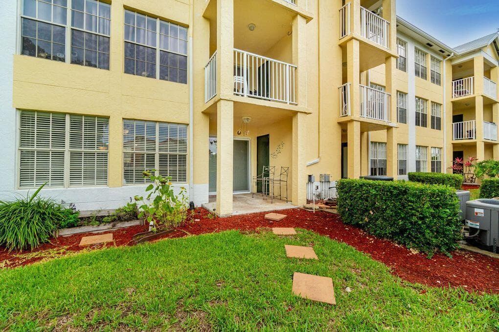 6324 La Costa Drive C, Boca Raton, FL 33433 — photo 7 of 19
