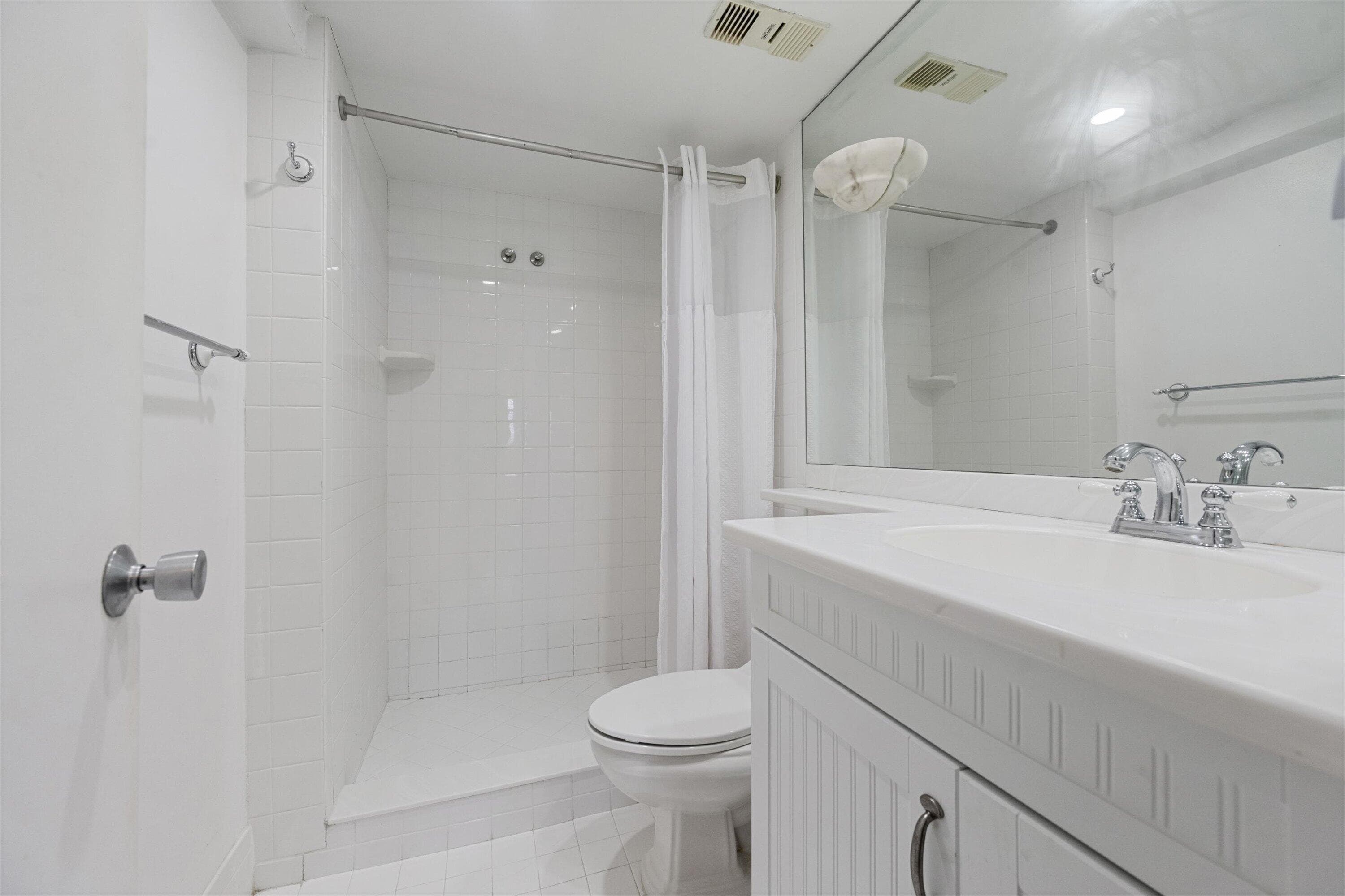 505 Spencer Drive 309, West Palm Beach, FL 33409 — photo 11 of 16