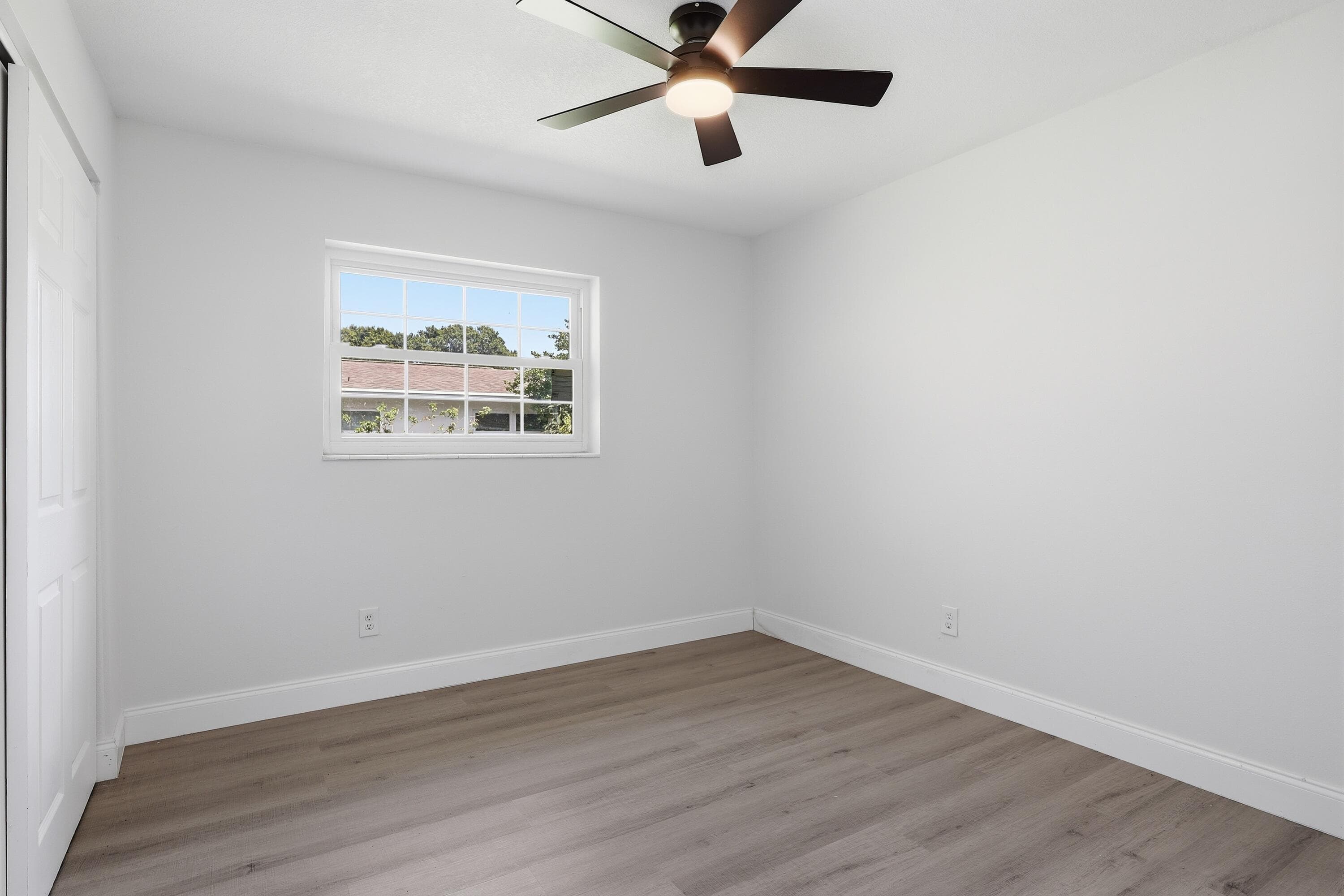 2726 6th Place, Vero Beach, FL 32968 — photo 15 of 29
