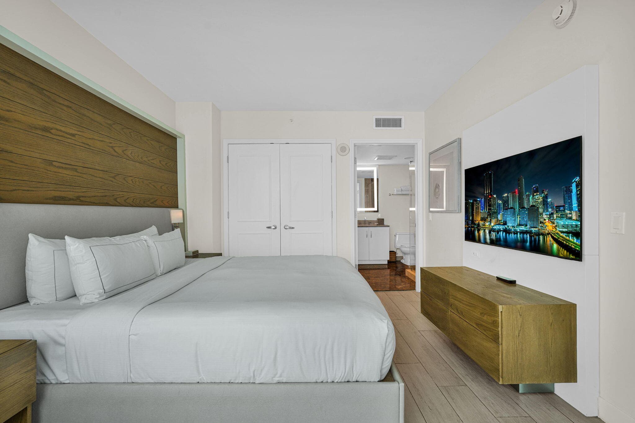 505 N Fort Lauderdale Beach Boulevard 2214, Fort Lauderdale, FL 33304 — photo 28 of 54
