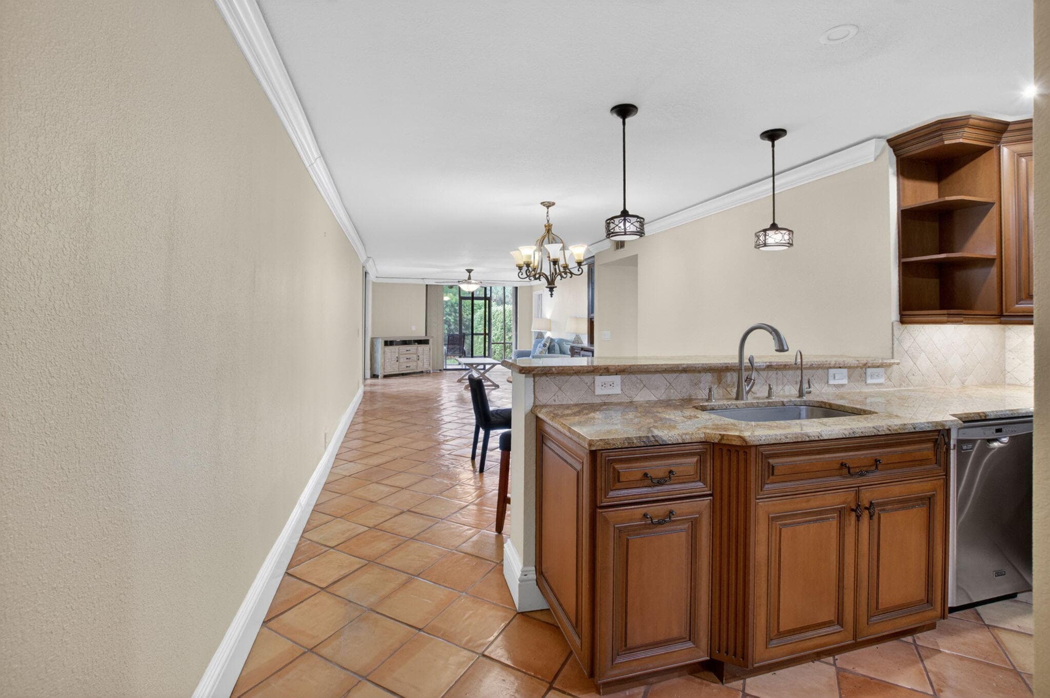 1202 S Lake Drive 105, Lantana, FL 33462 — photo 10 of 50