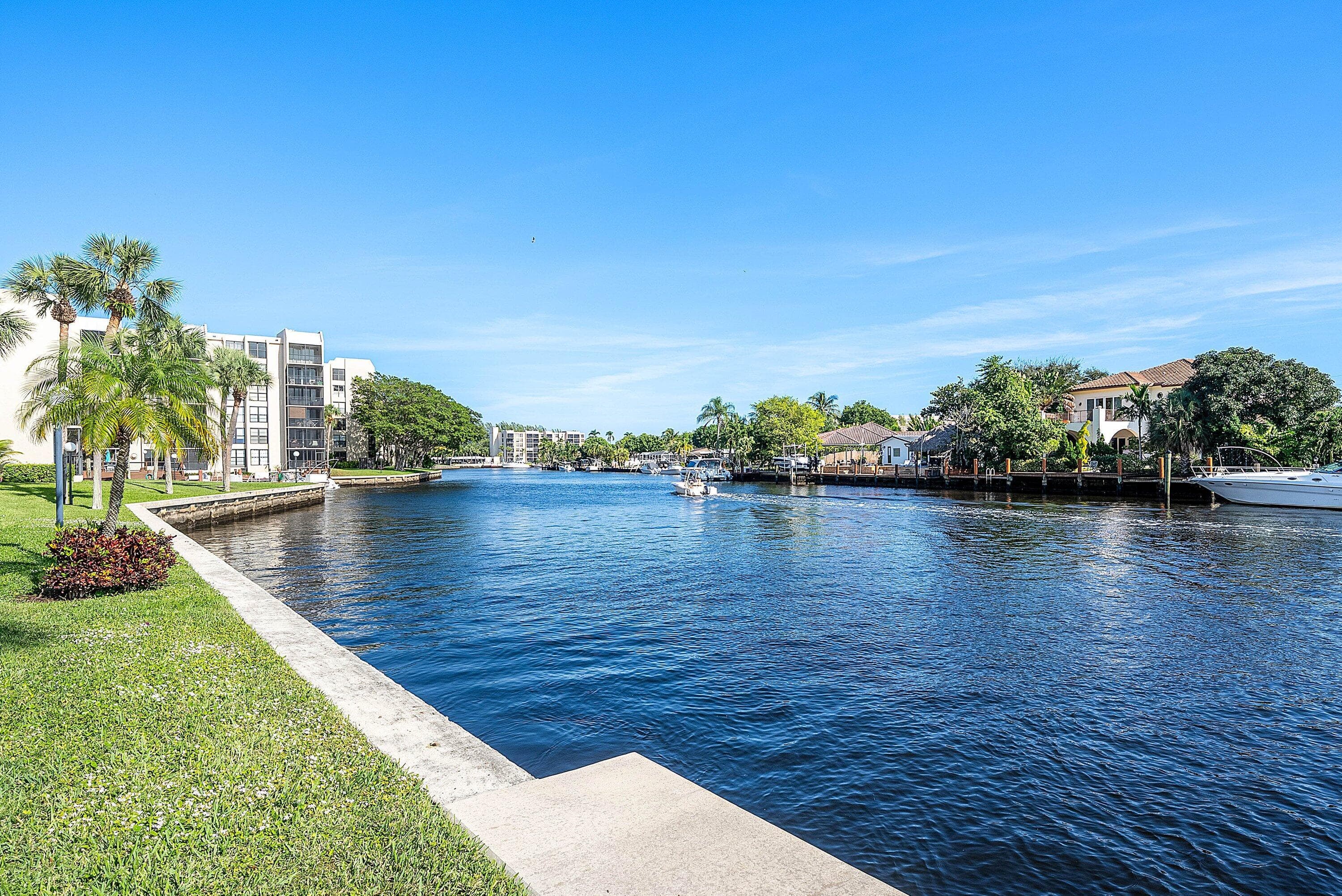 18 Royal Palm Way Way 109, Boca Raton, FL 33432 — photo 33 of 45