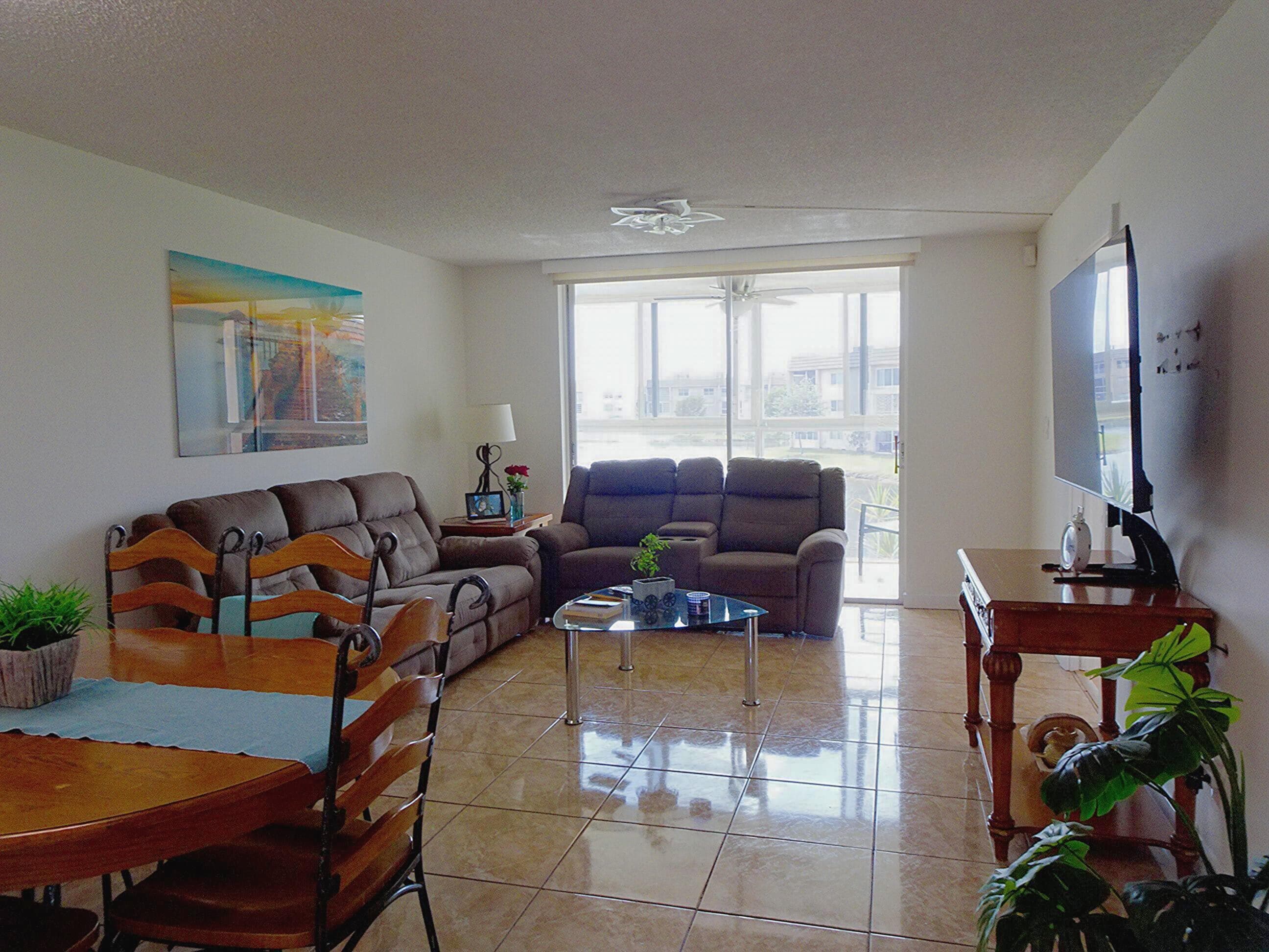 9261 Sunrise Lakes Boulevard 210, Fort Lauderdale, FL 33322 — photo 5 of 19