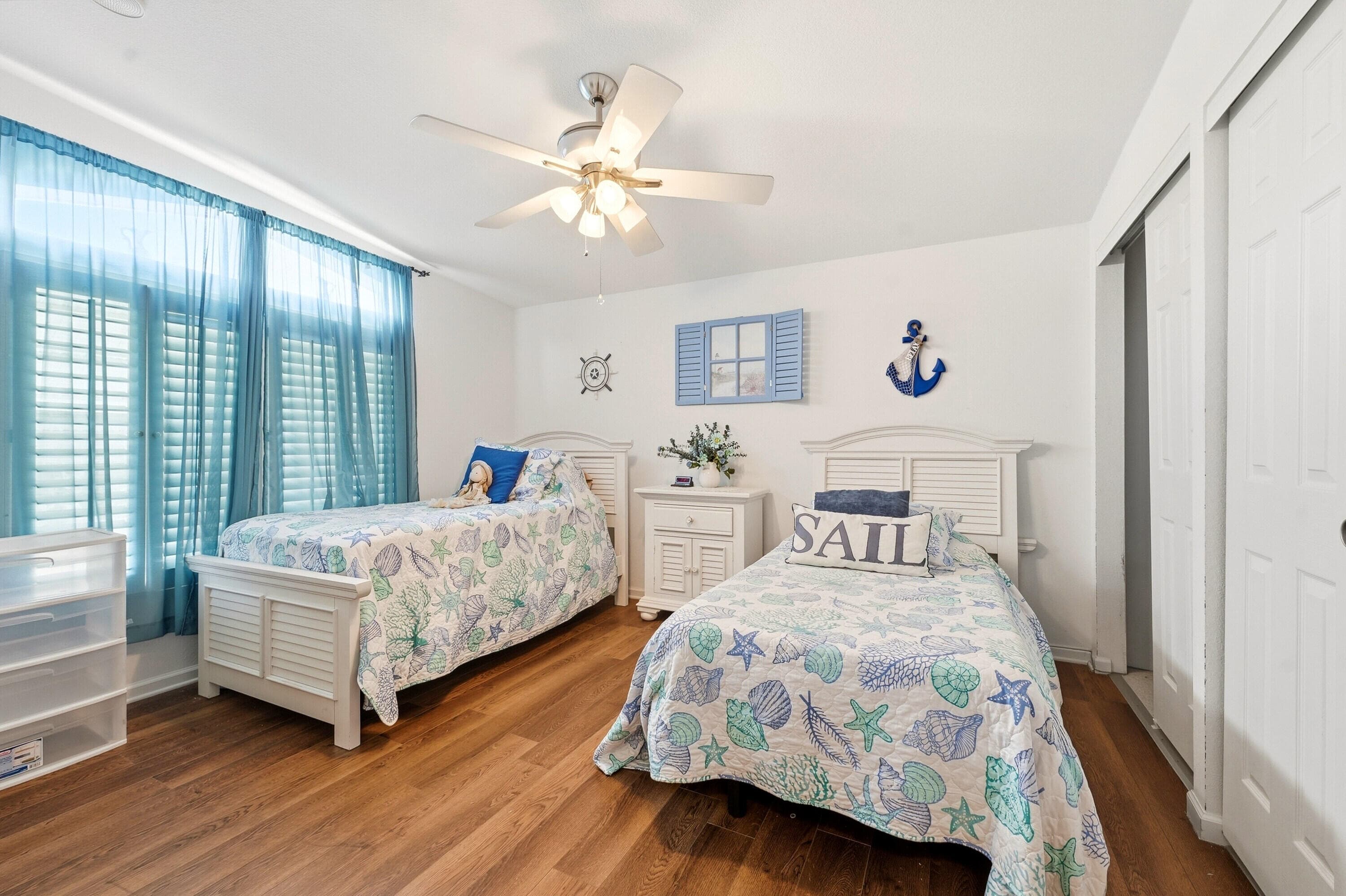 8355 SE Wren Avenue, Hobe Sound, FL 33455 — photo 19 of 39