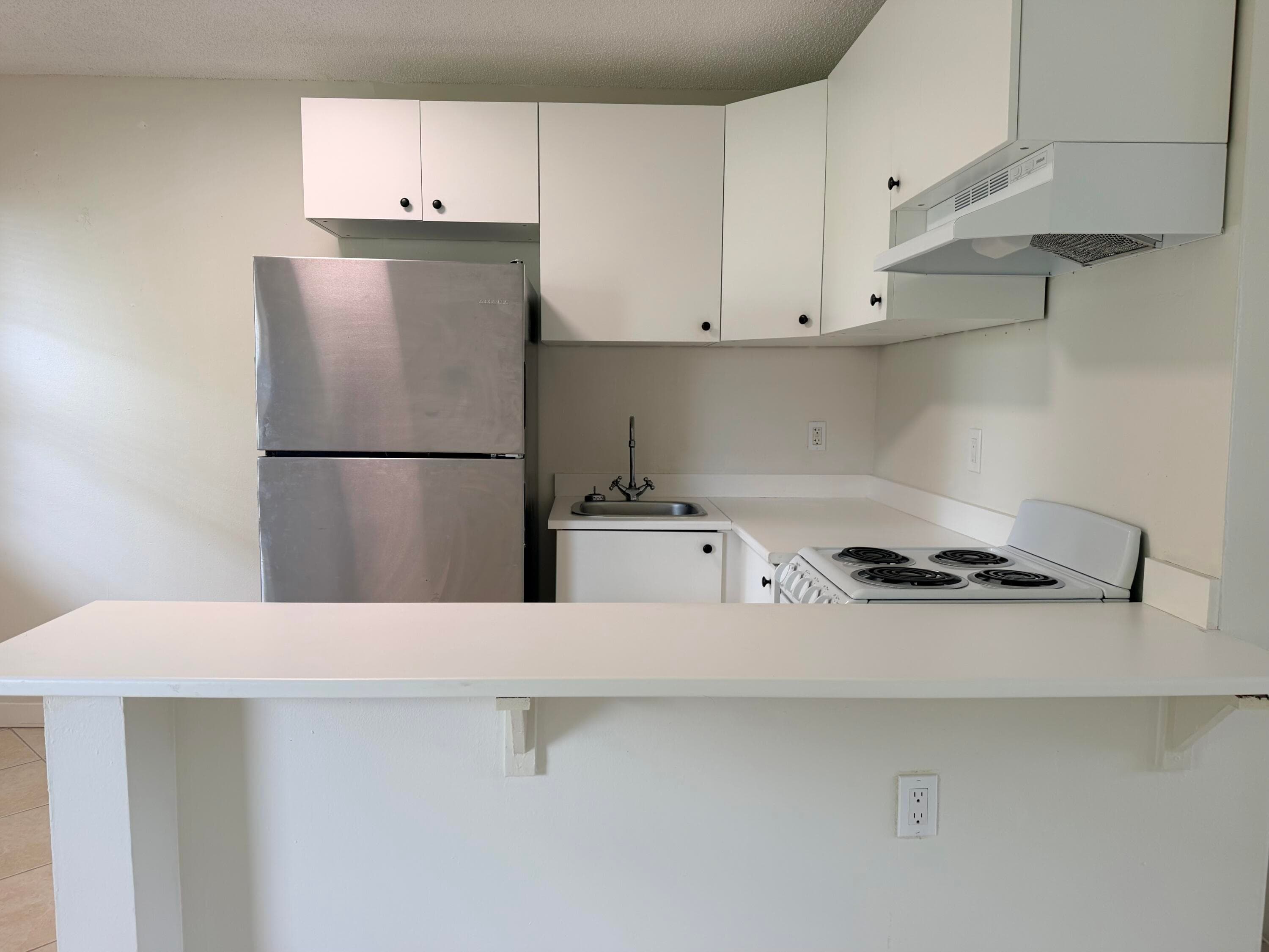 5174 NE 6th Avenue 526, Oakland Park, FL 33334 — photo 11 of 21