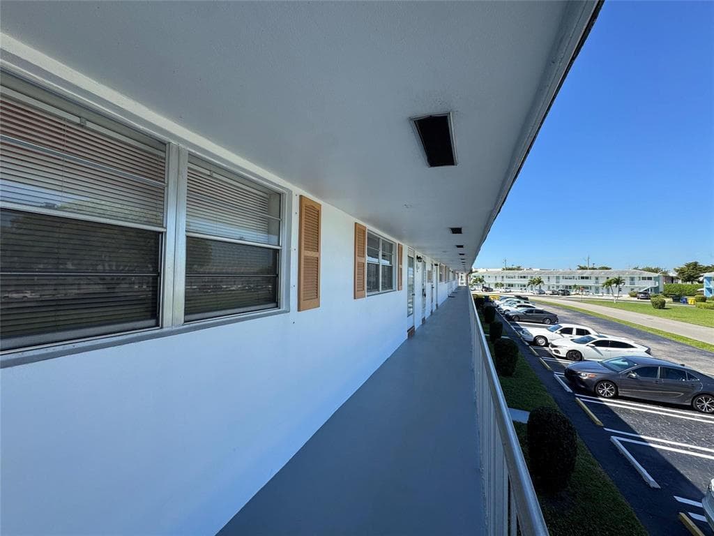 1116 Lake Terrace 214, Boynton Beach, FL 33426 — photo 4 of 37