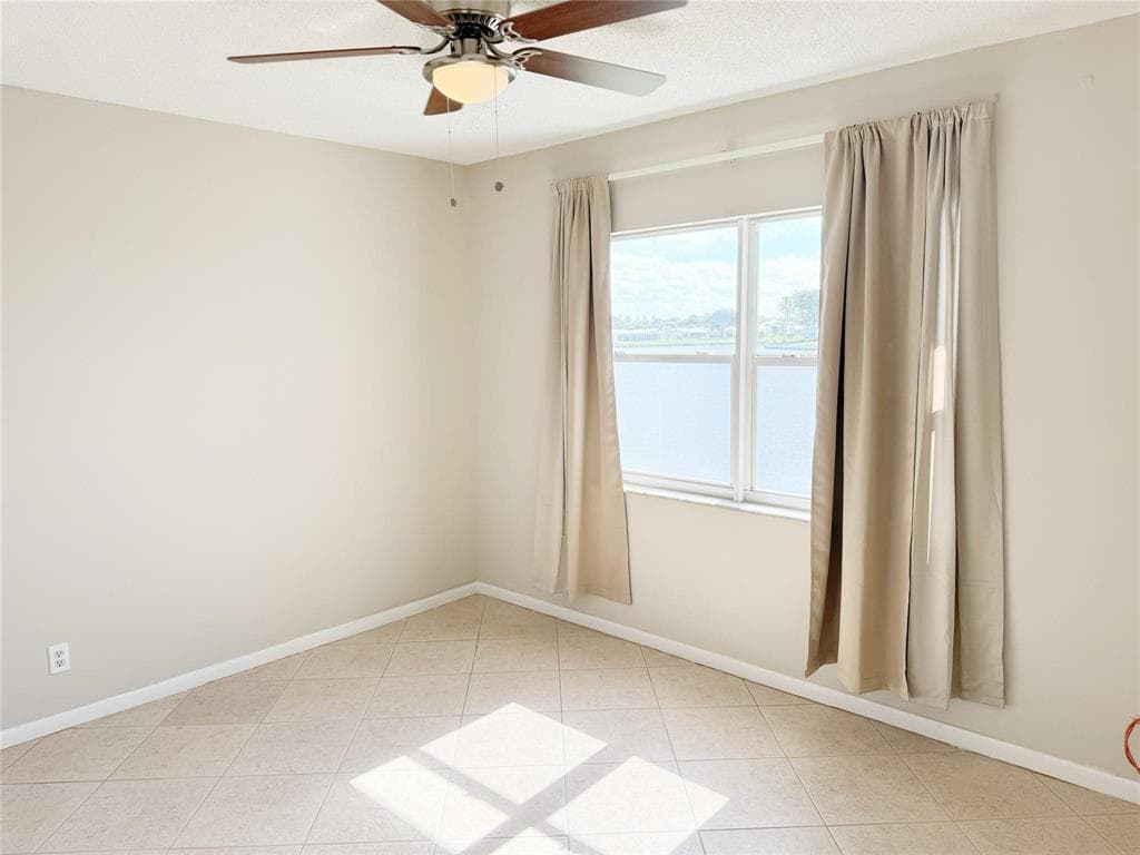 1116 Lake Terrace 214, Boynton Beach, FL 33426 — photo 14 of 37