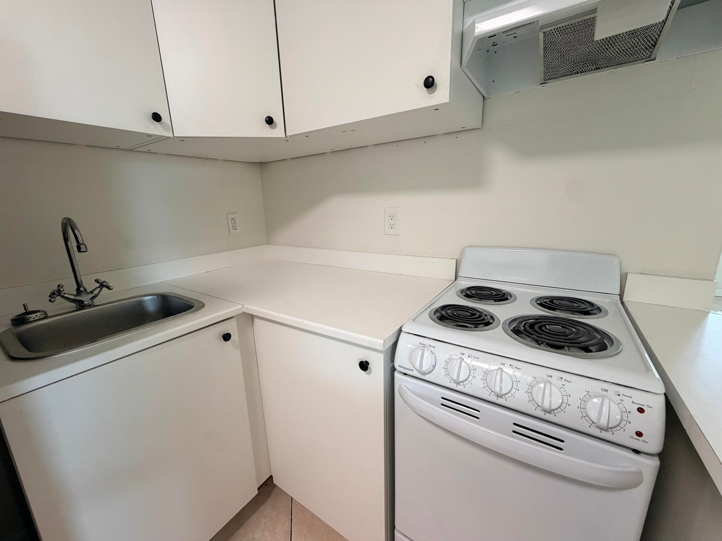 5174 NE 6th Avenue 526, Oakland Park, FL 33334 — photo 15 of 21
