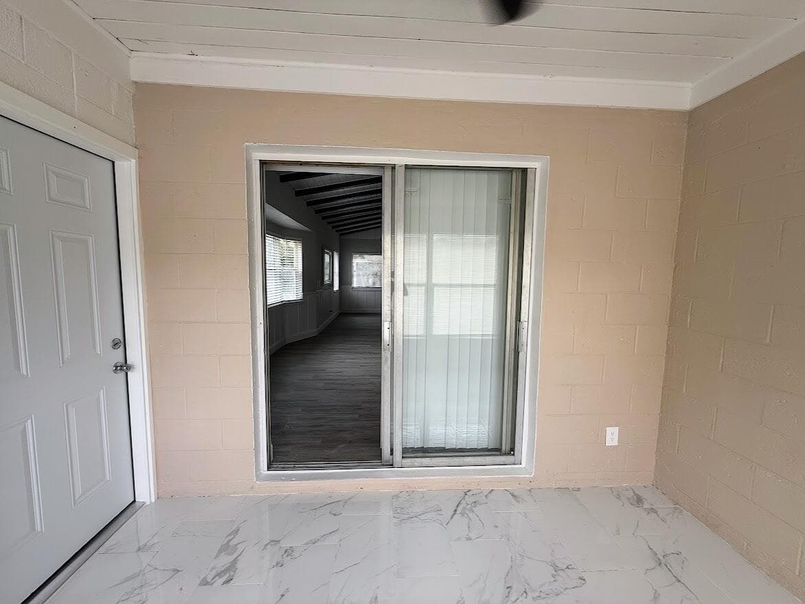 1010 Mayflower Road, Fort Pierce, FL 34950 — photo 23 of 63