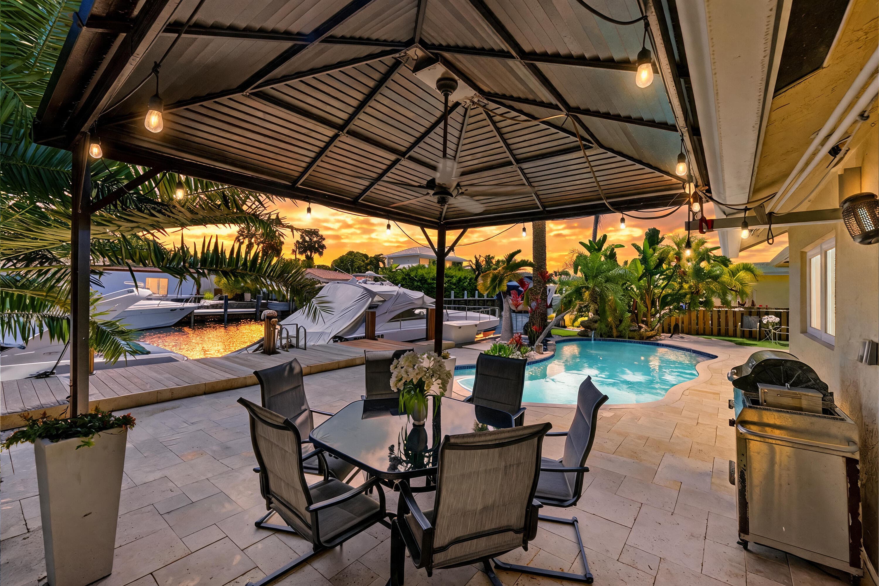 390 SE 12th Avenue, Pompano Beach, FL 33060 — photo 1 of 78