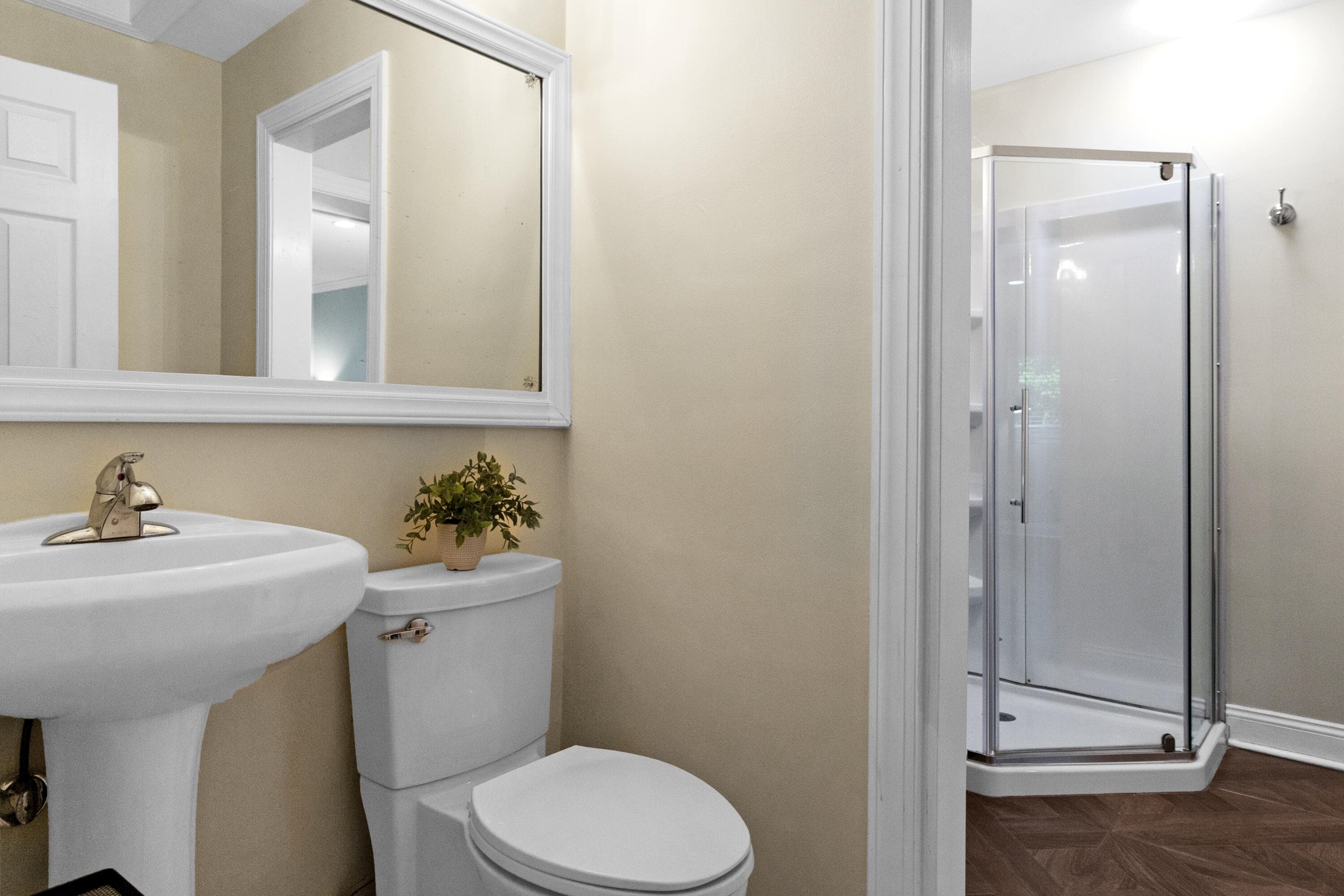 3240 Lakeview Drive, Pompano Beach, FL 33062 — photo 26 of 53