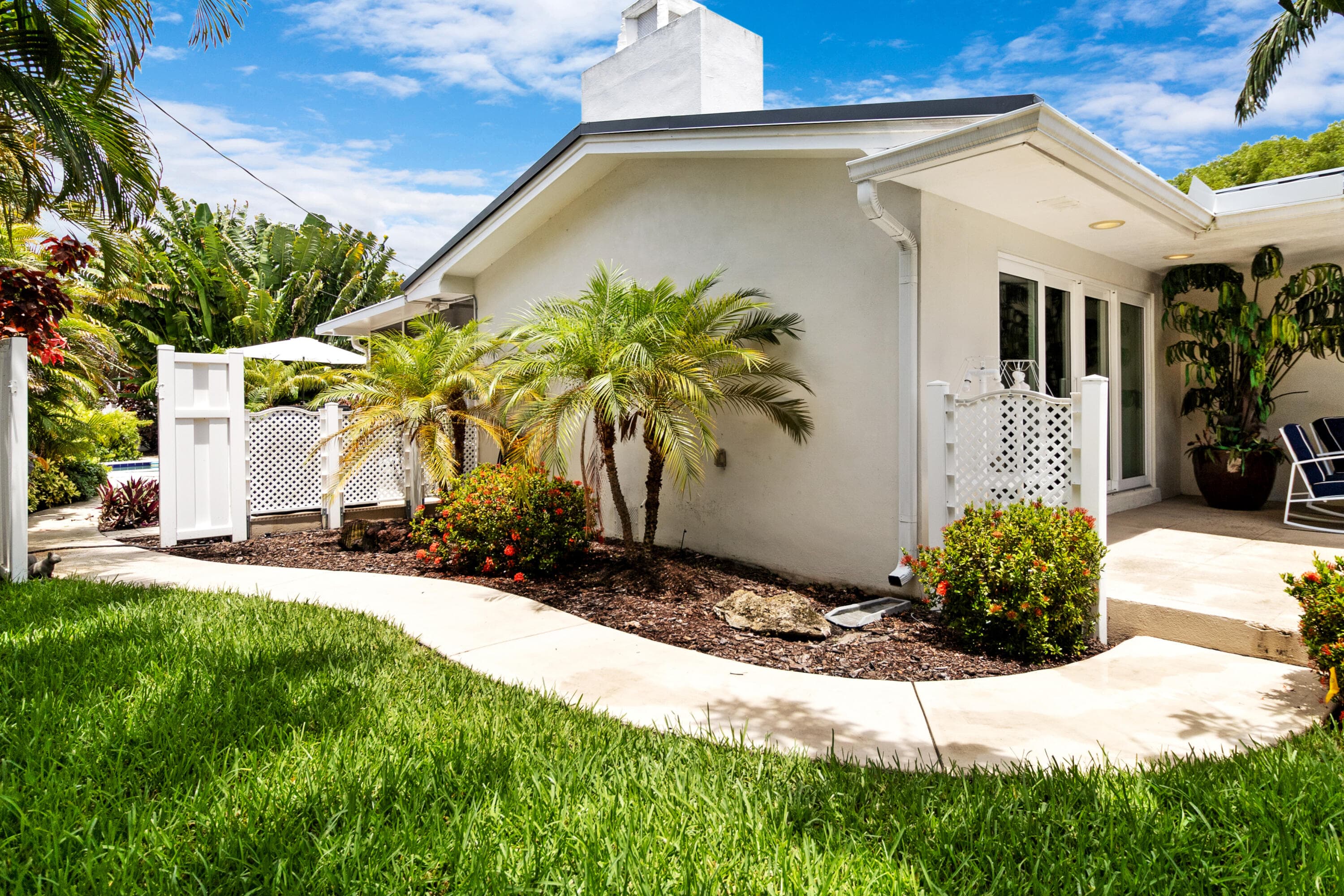 3240 Lakeview Drive, Pompano Beach, FL 33062 — photo 33 of 53