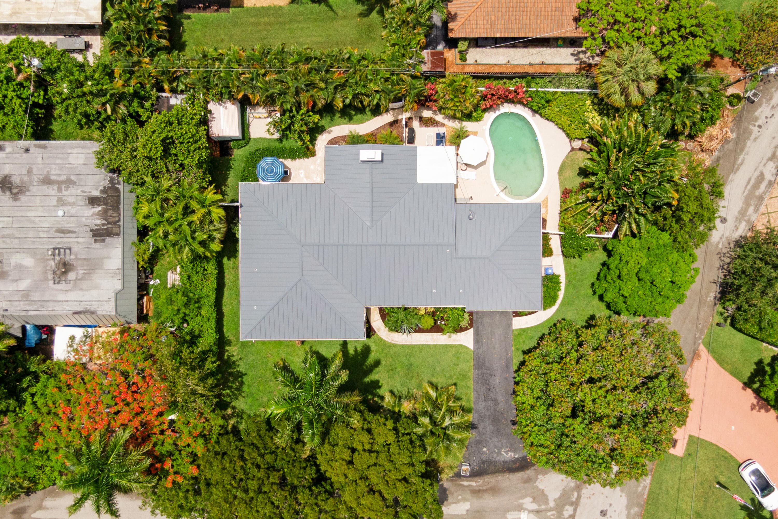 3240 Lakeview Drive, Pompano Beach, FL 33062 — photo 35 of 53