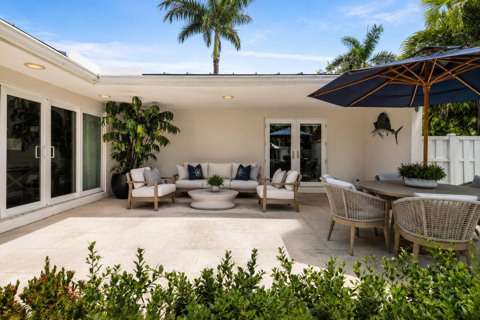 3240 Lakeview Drive, Pompano Beach, FL 33062 — photo 34 of 53