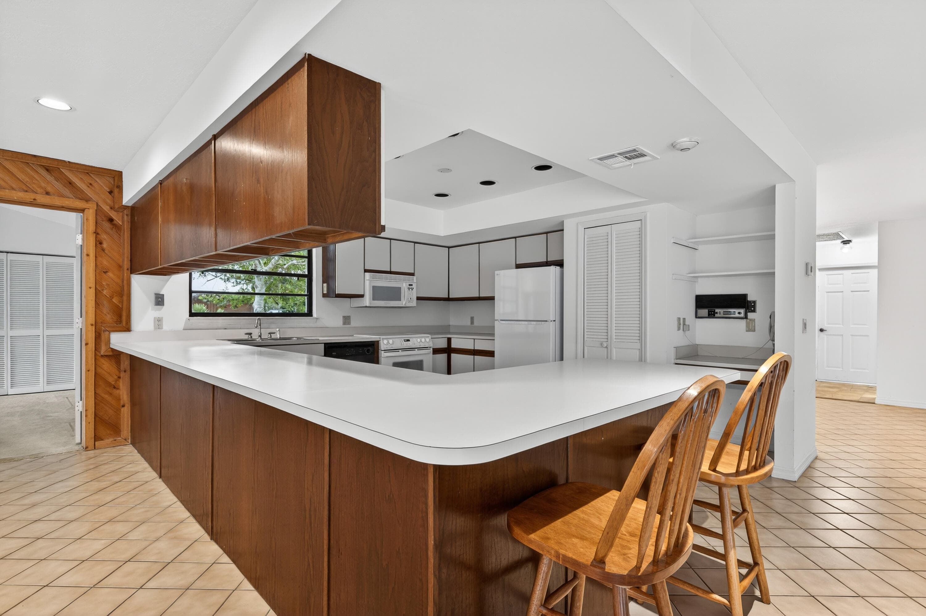 441 NE Town Terrace, Jensen Beach, FL 34957 — photo 18 of 40