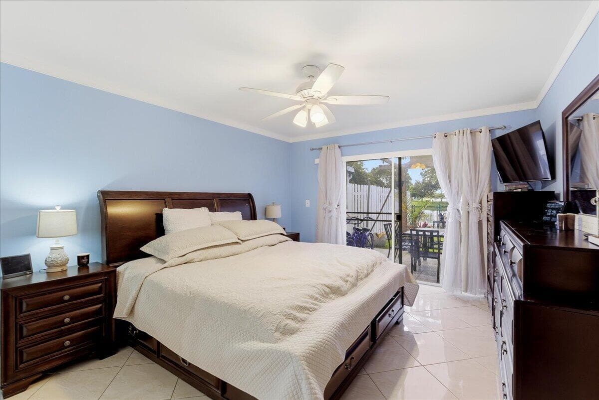 970 SW 111th Way, Davie, FL 33324 — photo 24 of 44
