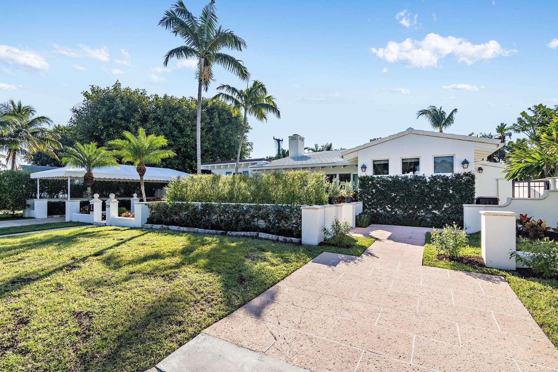 224 Churchill Road, West Palm Beach, FL 33405 — photo 1 of 33