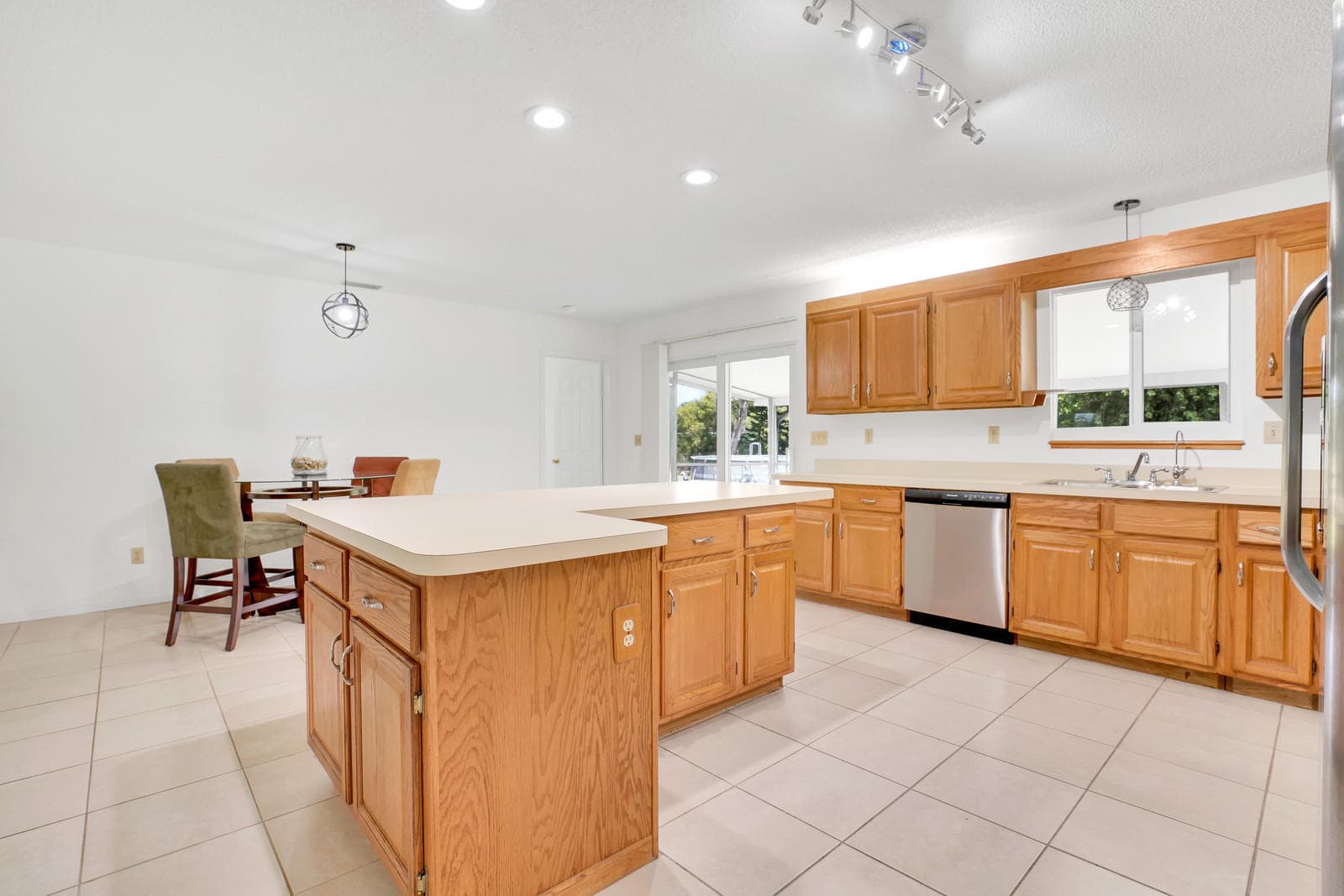 16245 E Burns Drive, Loxahatchee, FL 33470 — photo 9 of 20