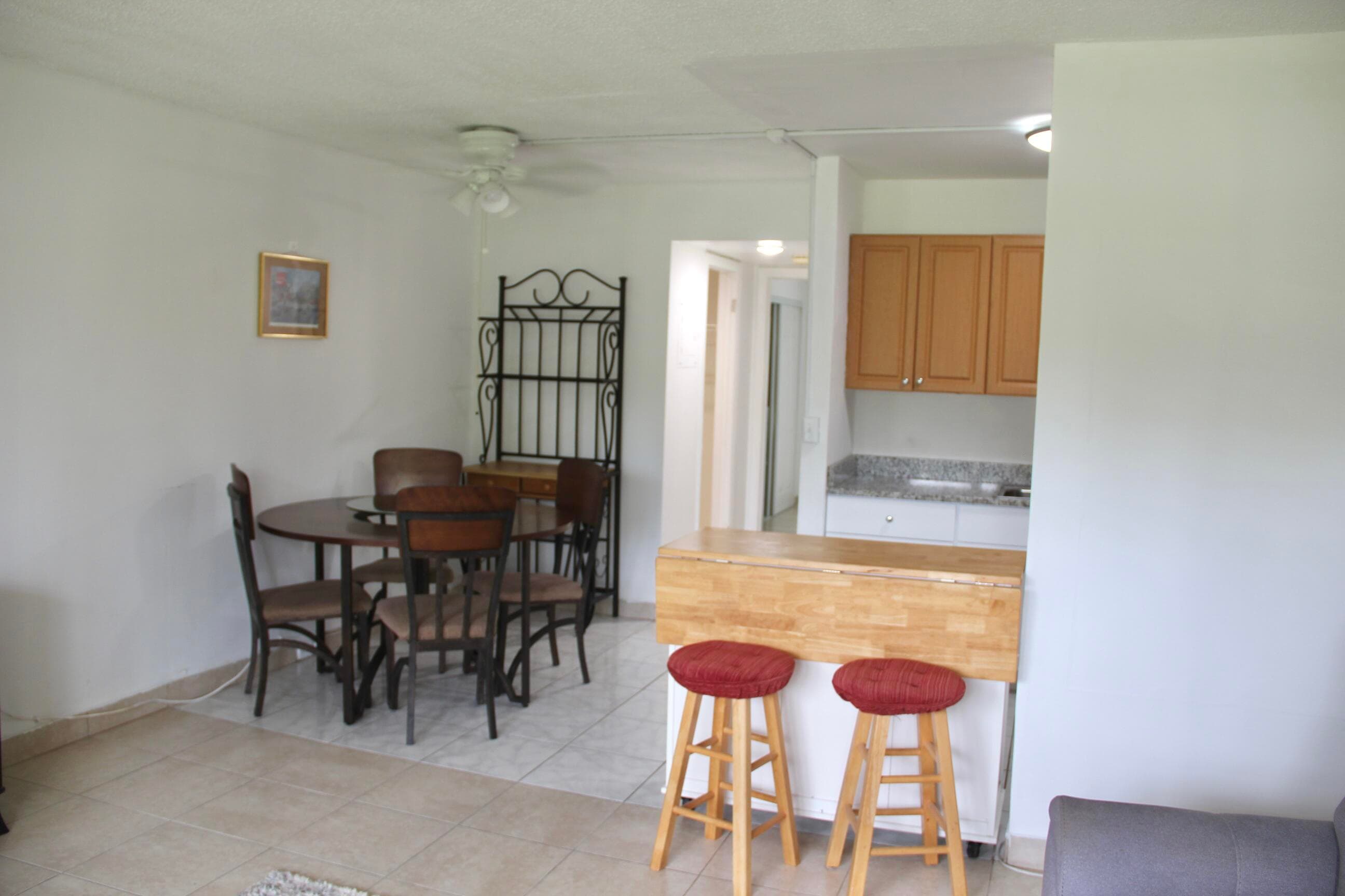 175 Canterbury H 175, West Palm Beach, FL 33417 — photo 2 of 16