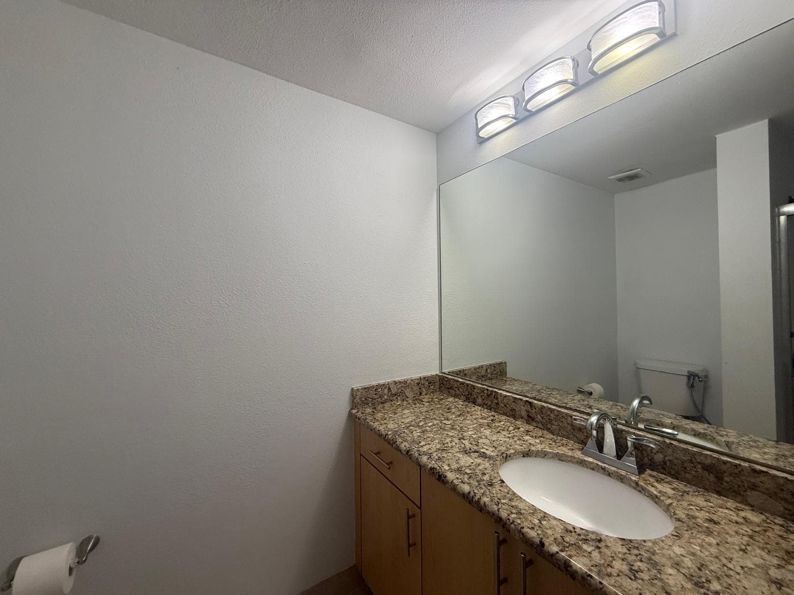 533 NE 3rd Avenue 415, Fort Lauderdale, FL 33301 — photo 10 of 23