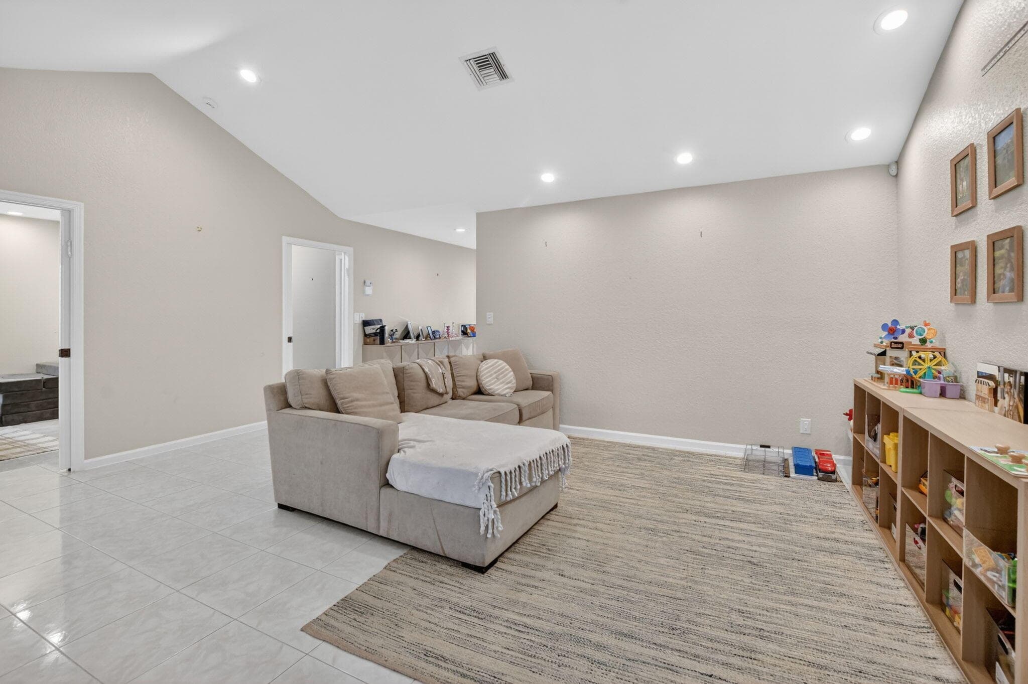 10065 Camelback Lane, Boca Raton, FL 33498 — photo 7 of 48