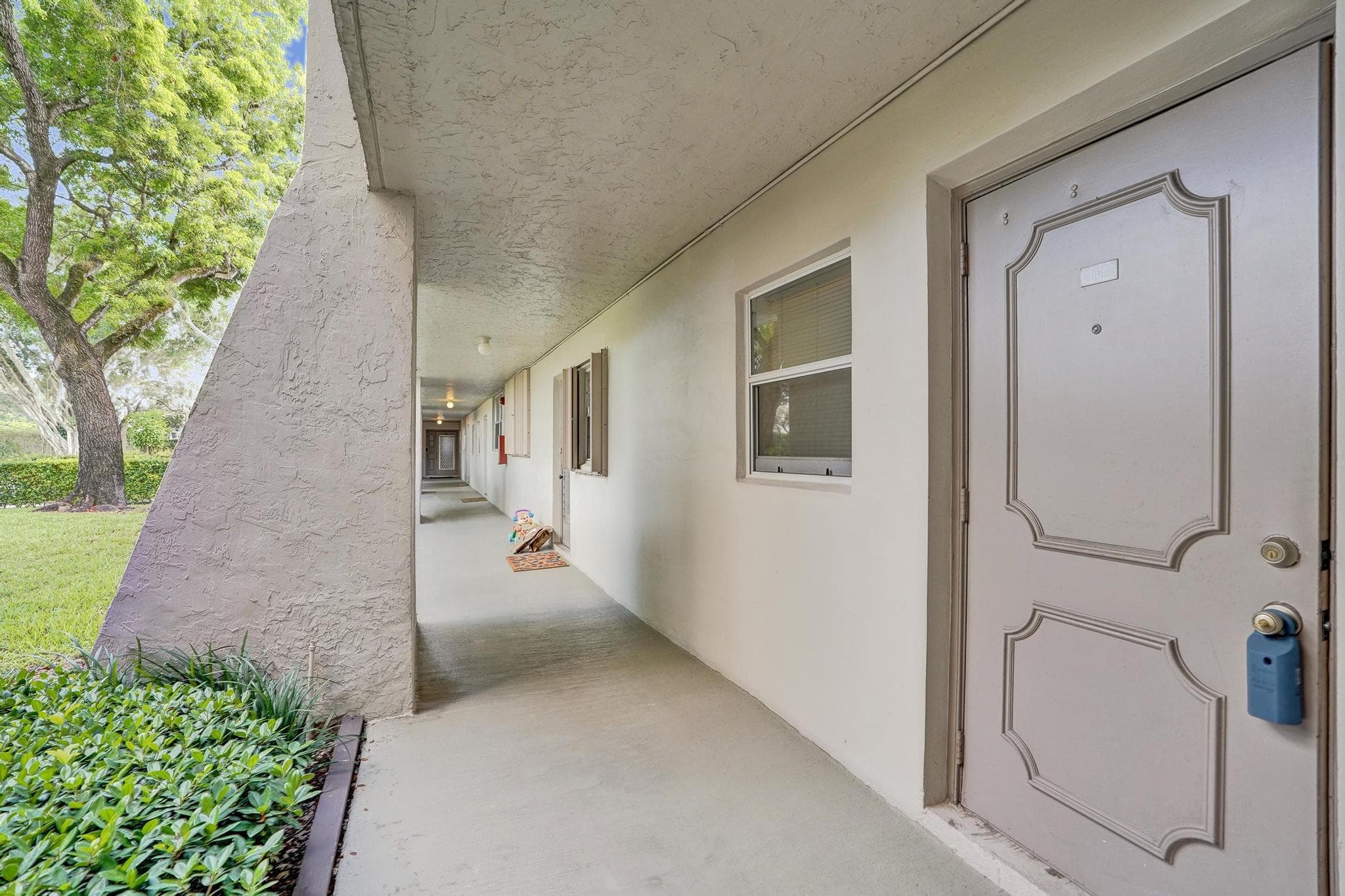 9460 Poinciana Place 101, Davie, FL 33324 — photo 2 of 47