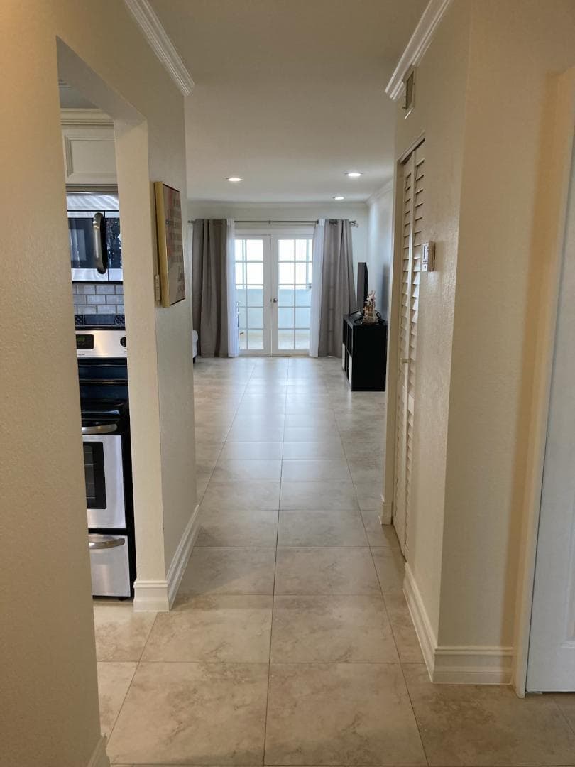 116 Lake Barbara Drive, West Palm Beach, FL 33411 — photo 2 of 15