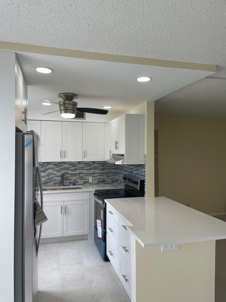 67 Fanshaw B 670, Boca Raton, FL 33434 — photo 1 of 42