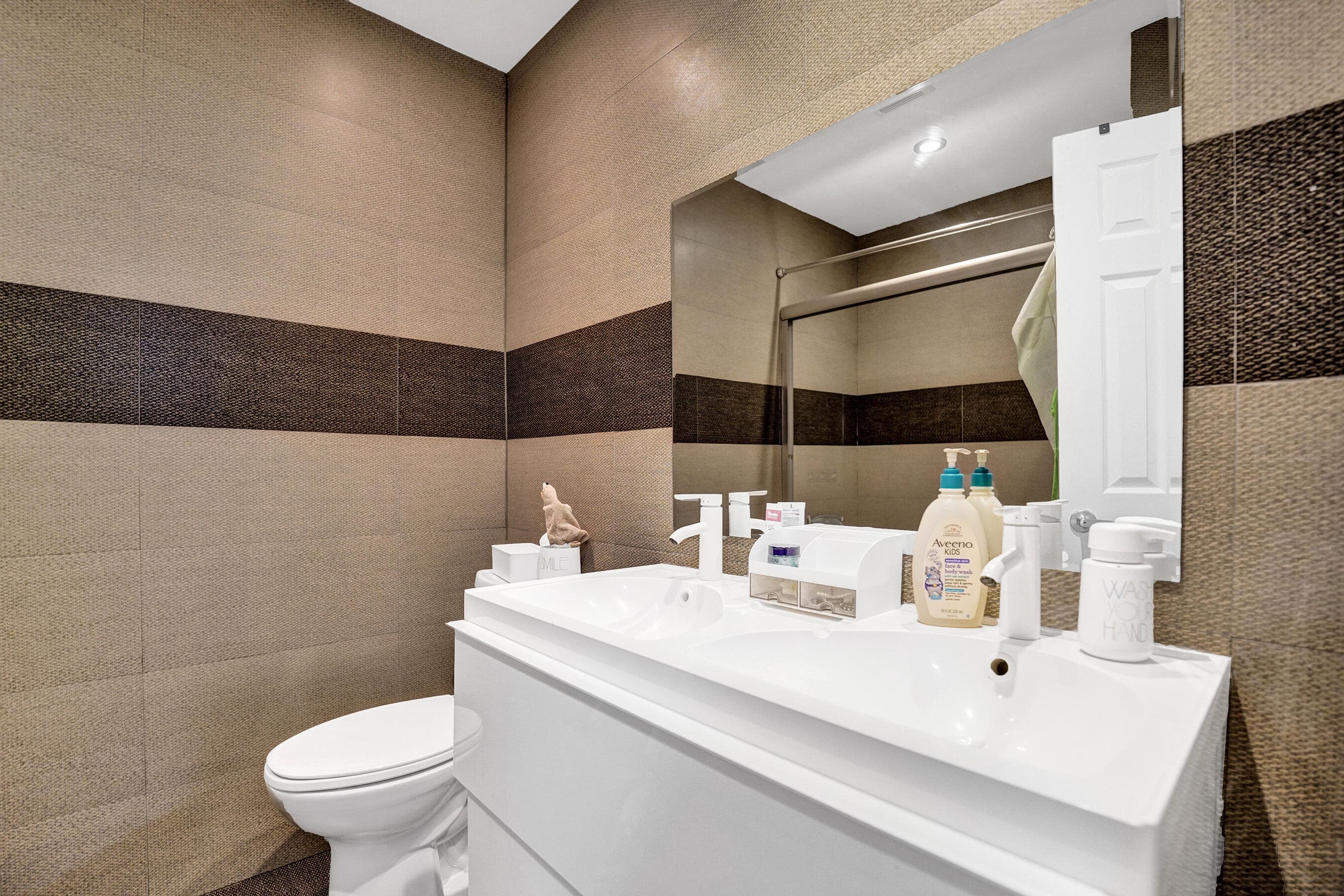 4108 N 49th Avenue 4108, Hollywood, FL 33021 — photo 34 of 60