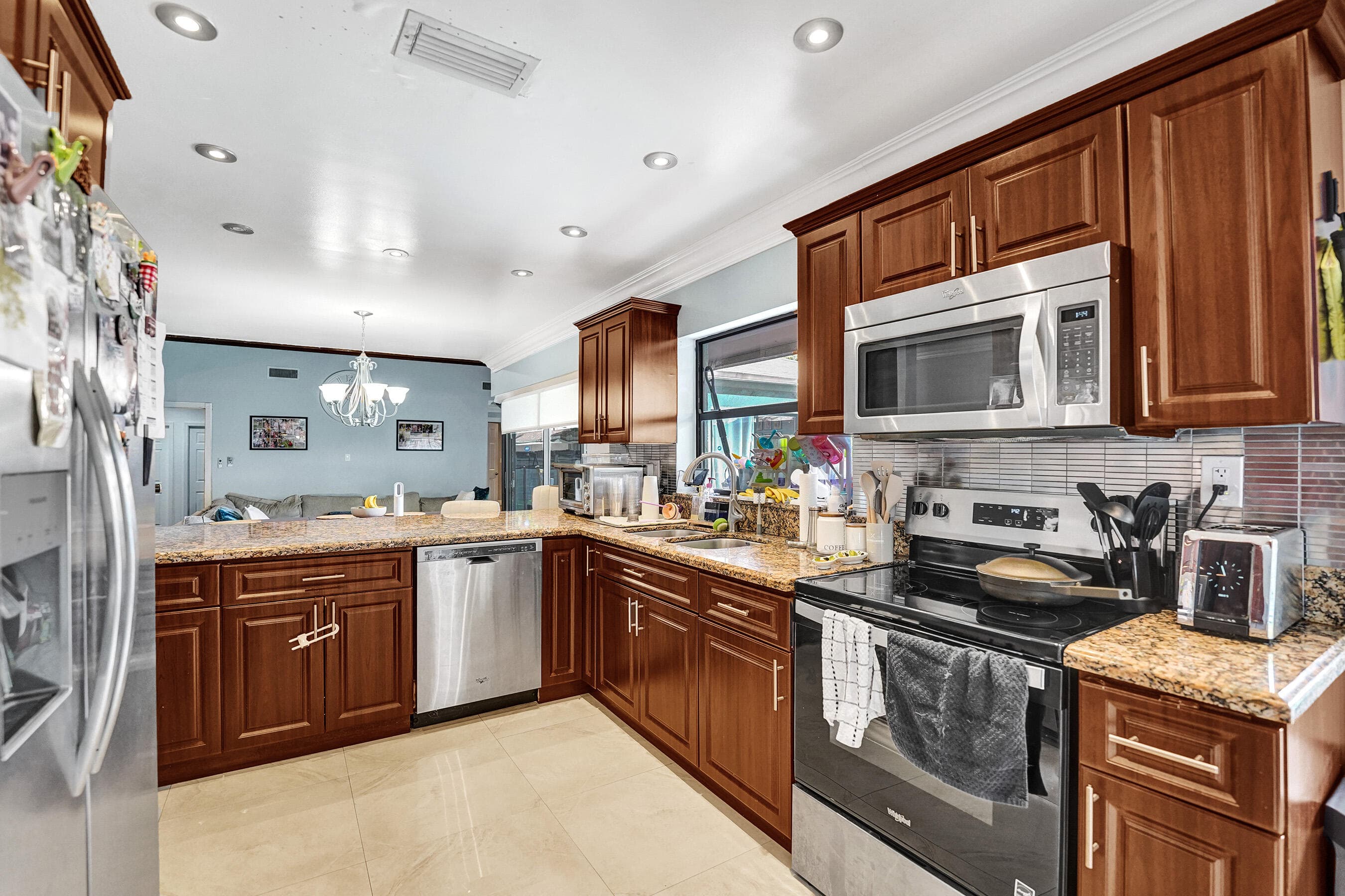 4108 N 49th Avenue 4108, Hollywood, FL 33021 — photo 21 of 60