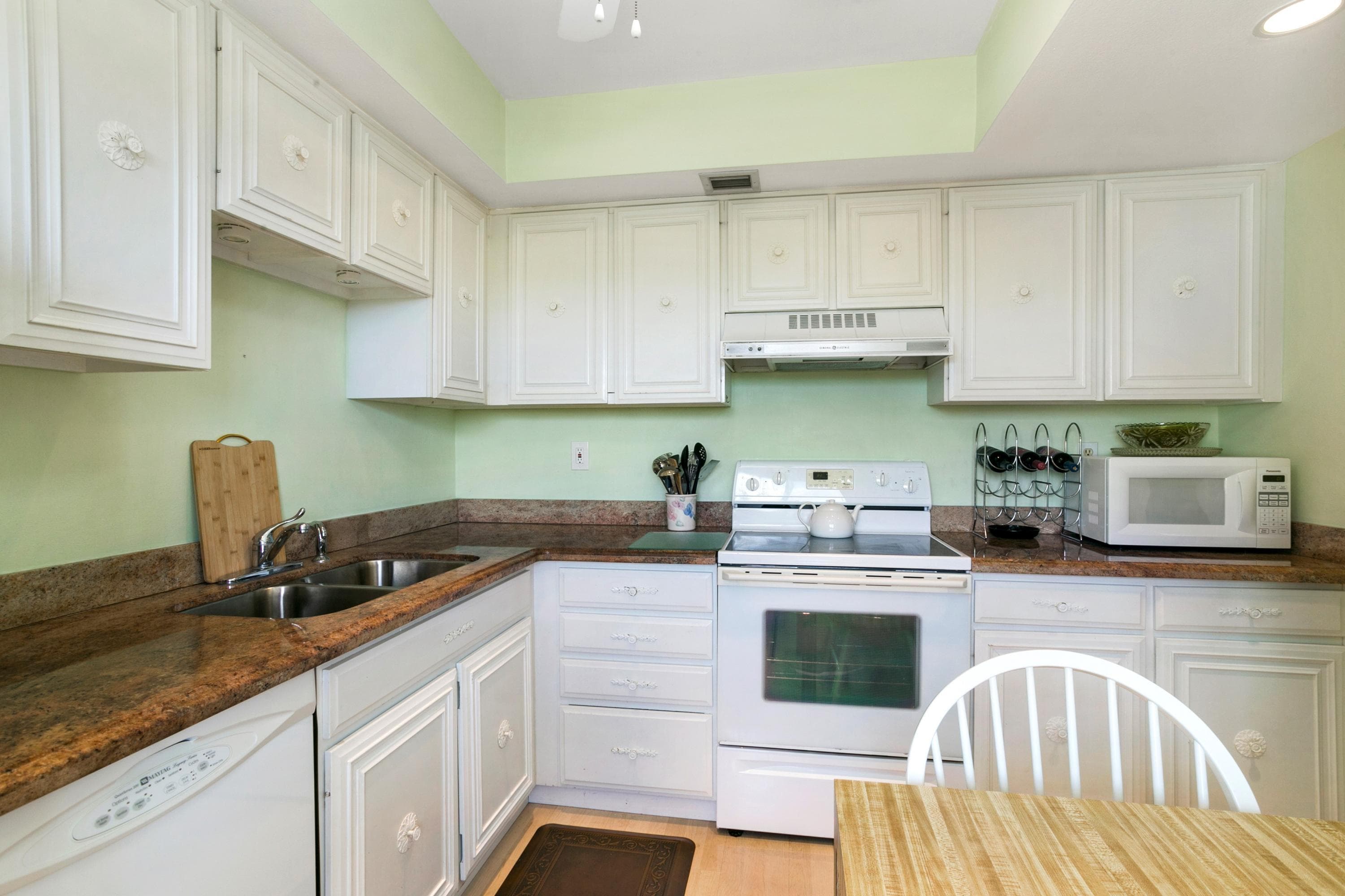 3000 Presidential Way 401, West Palm Beach, FL 33401 — photo 4 of 24