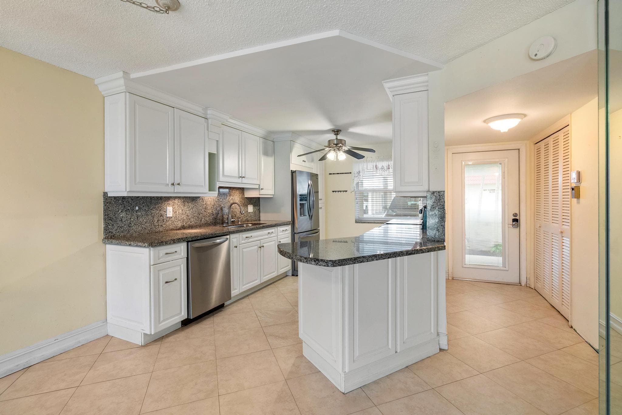 911 Gardenia Drive 153, Delray Beach, FL 33483 — photo 8 of 41