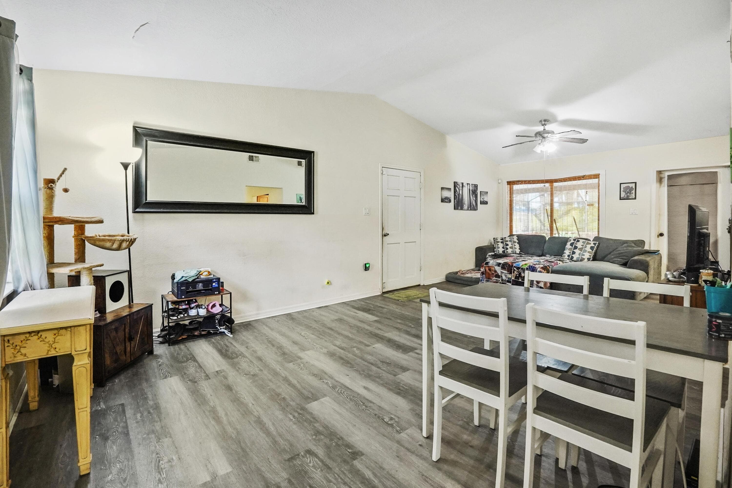 203 E Easy Street, Fort Pierce, FL 34982 — photo 4 of 24