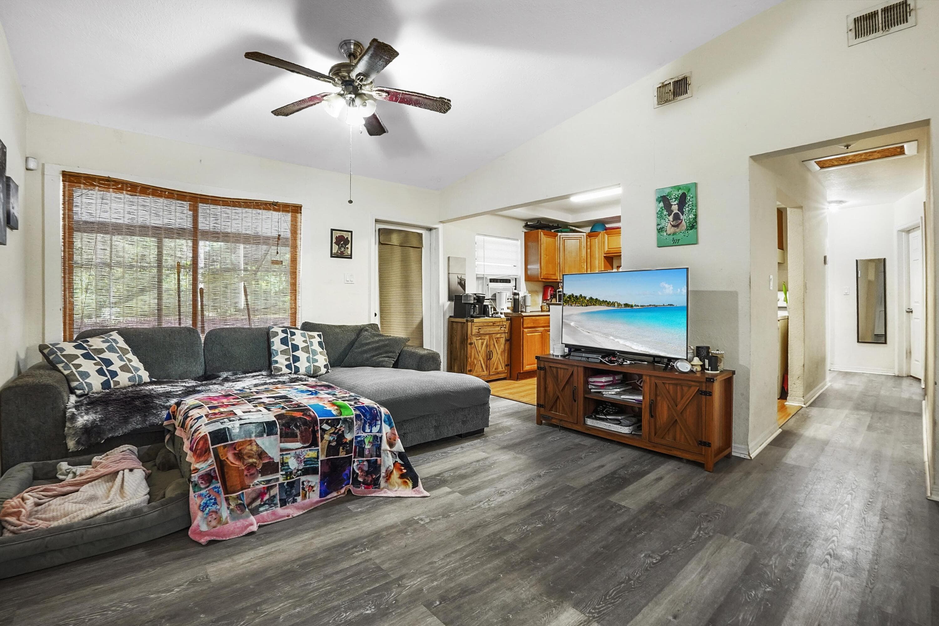 203 E Easy Street, Fort Pierce, FL 34982 — photo 3 of 24
